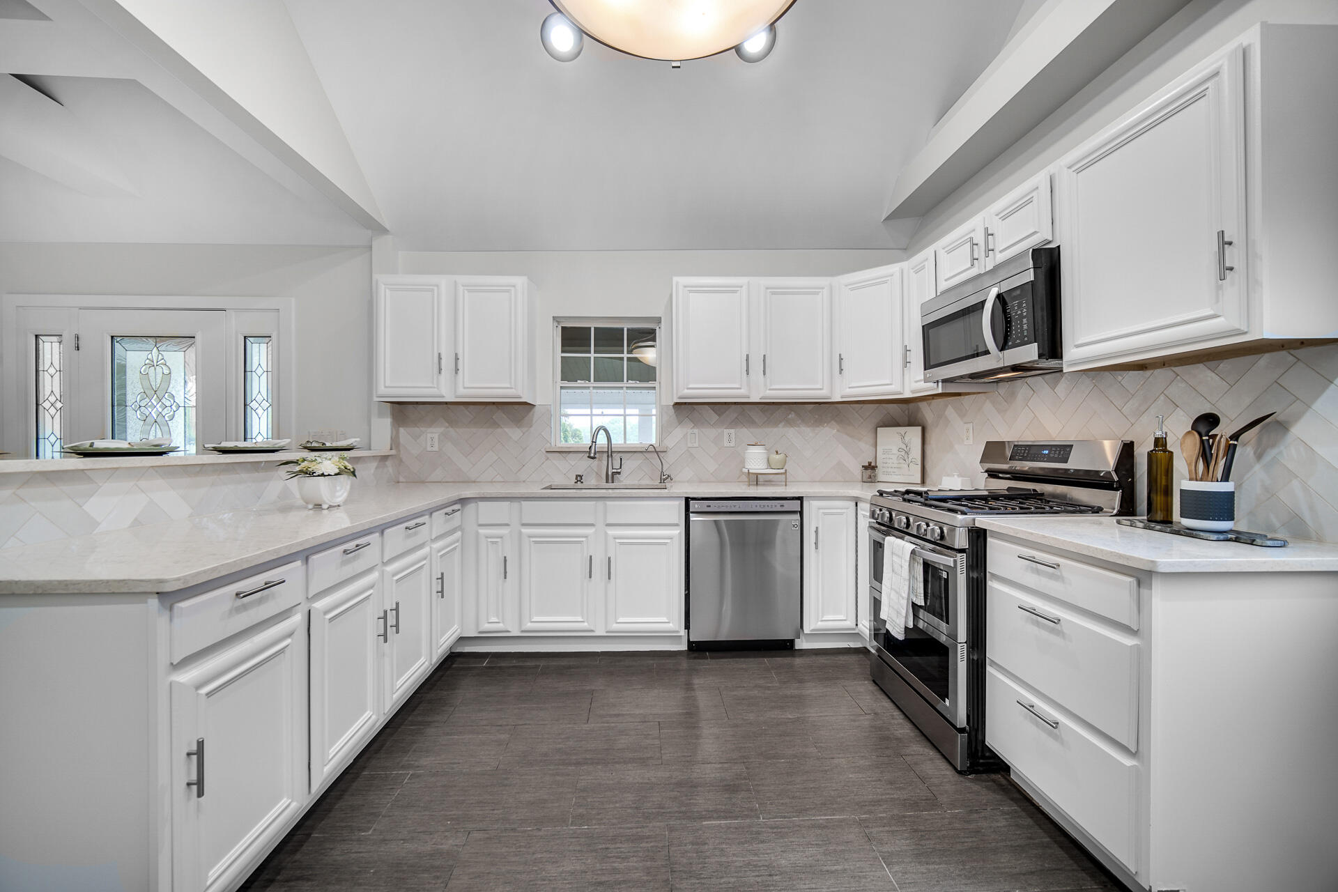 838 N 200 W, Valparaiso, IN 46385; Image #11