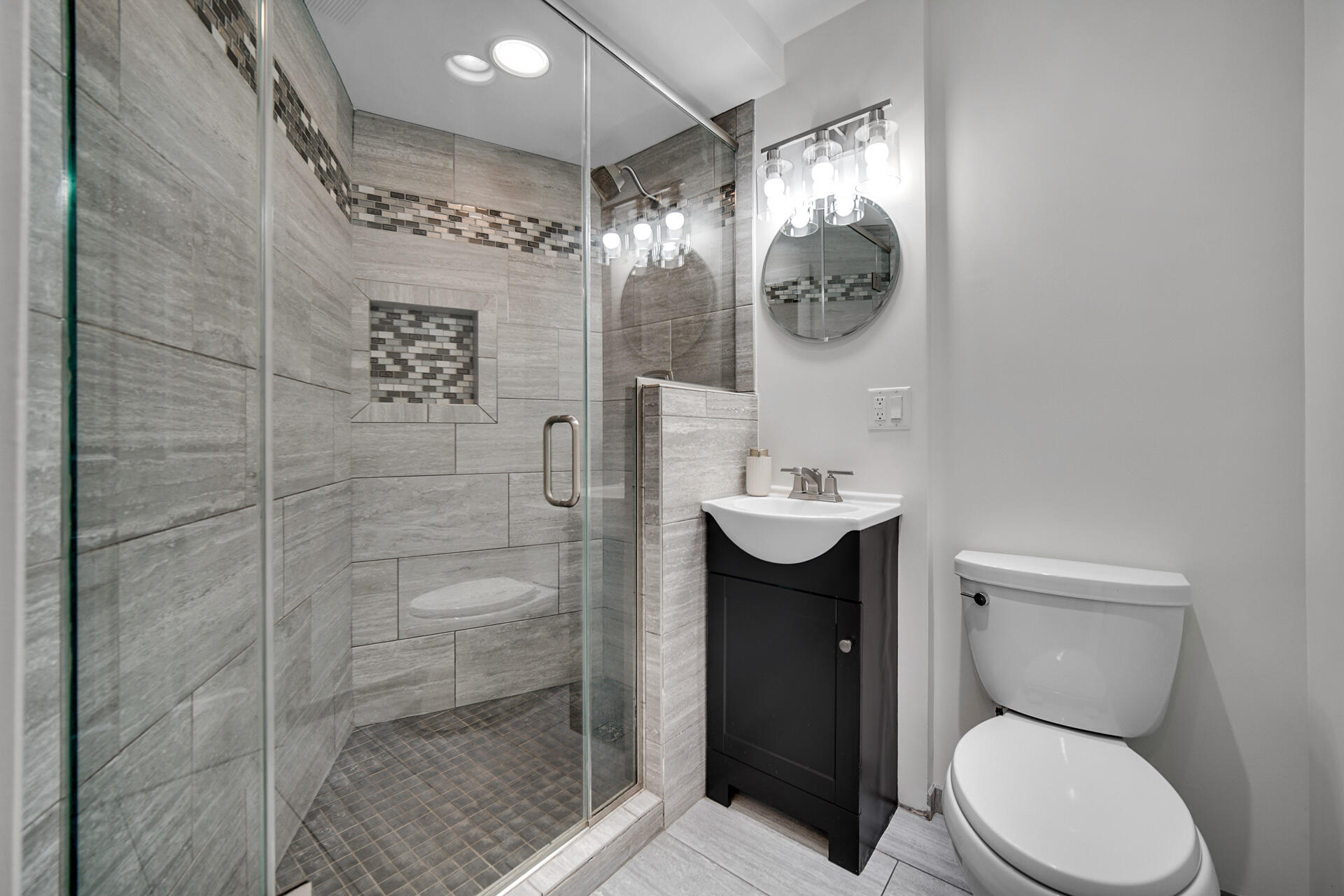 838 N 200 W, Valparaiso, IN 46385; Image #13