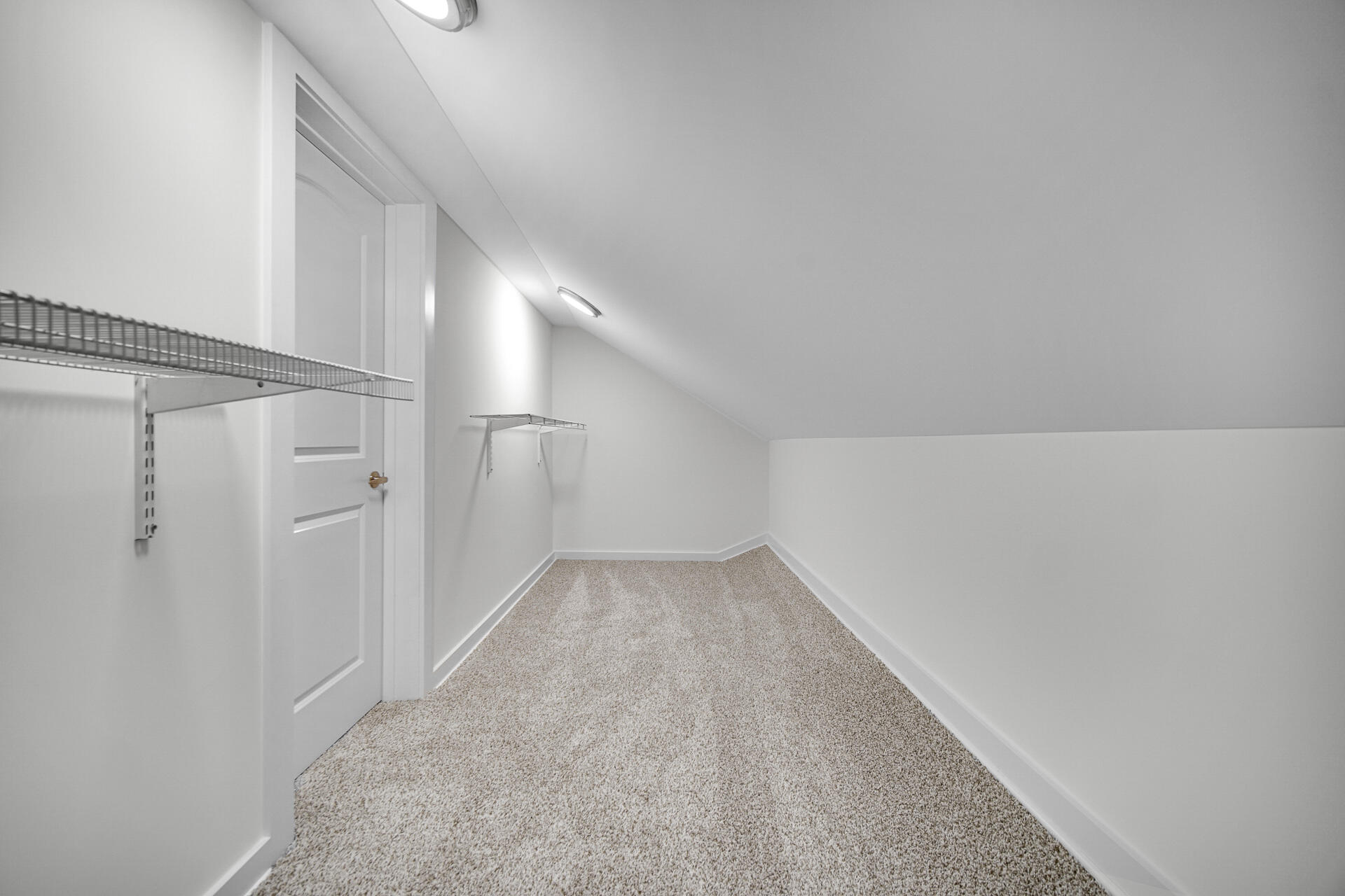 838 N 200 W, Valparaiso, IN 46385; Image #25