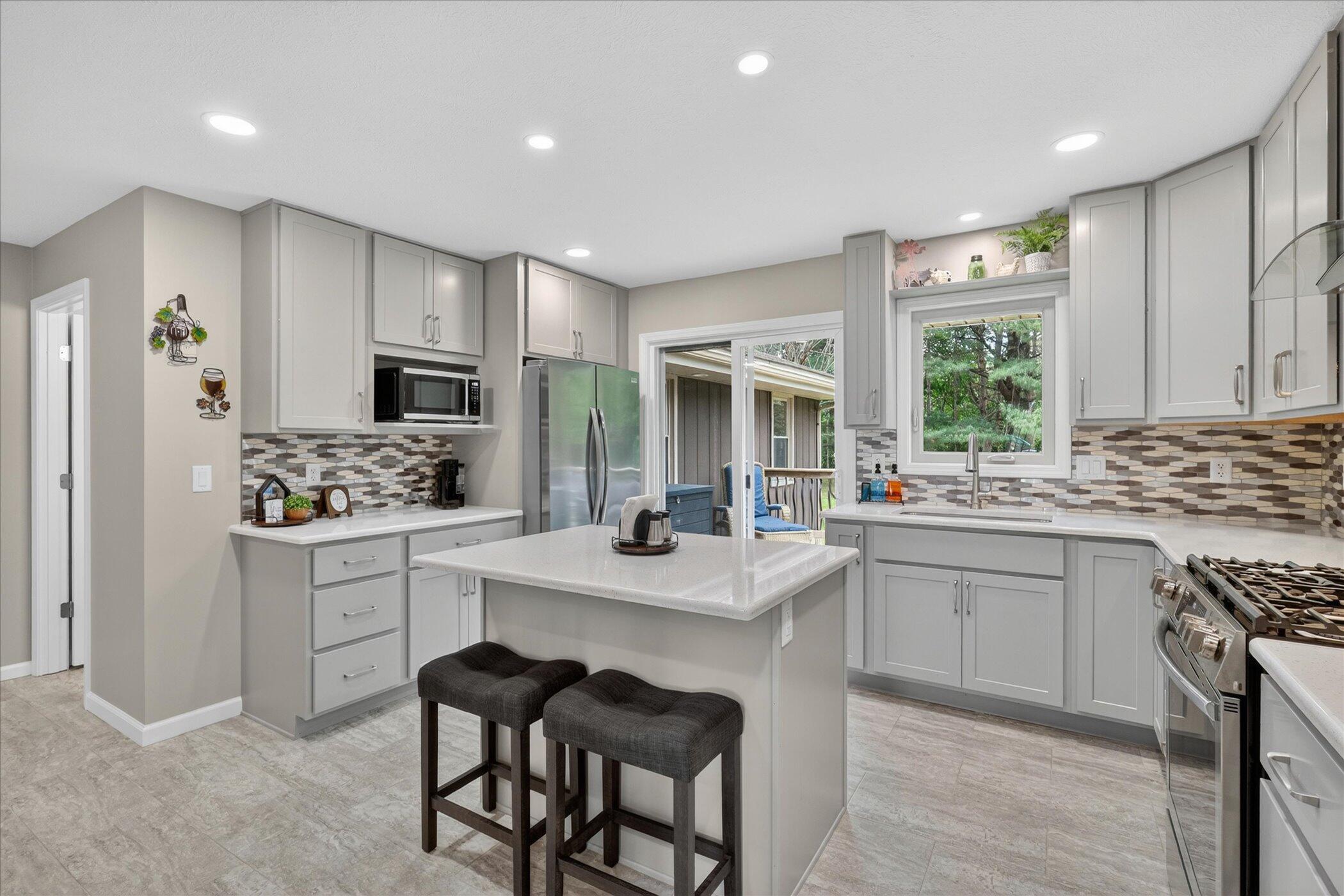 54851 N Pine Road, South Bend, IN 46628; Image #14