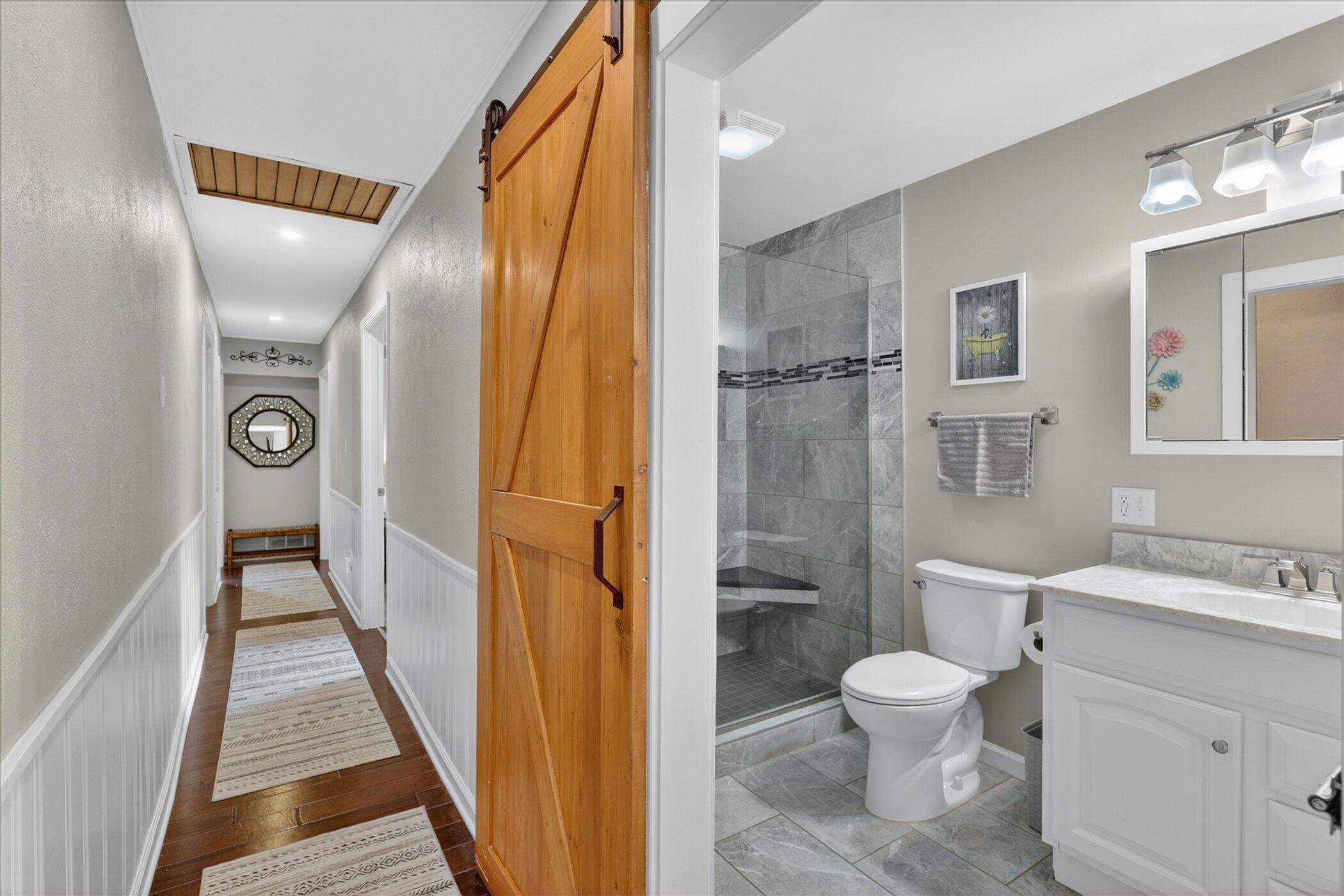54851 N Pine Road, South Bend, IN 46628; Image #24