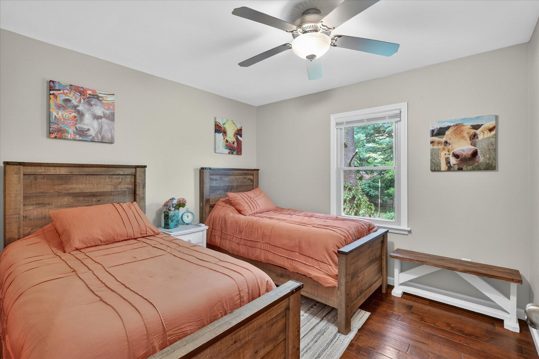 54851 N Pine Road, South Bend, IN 46628; Image #29