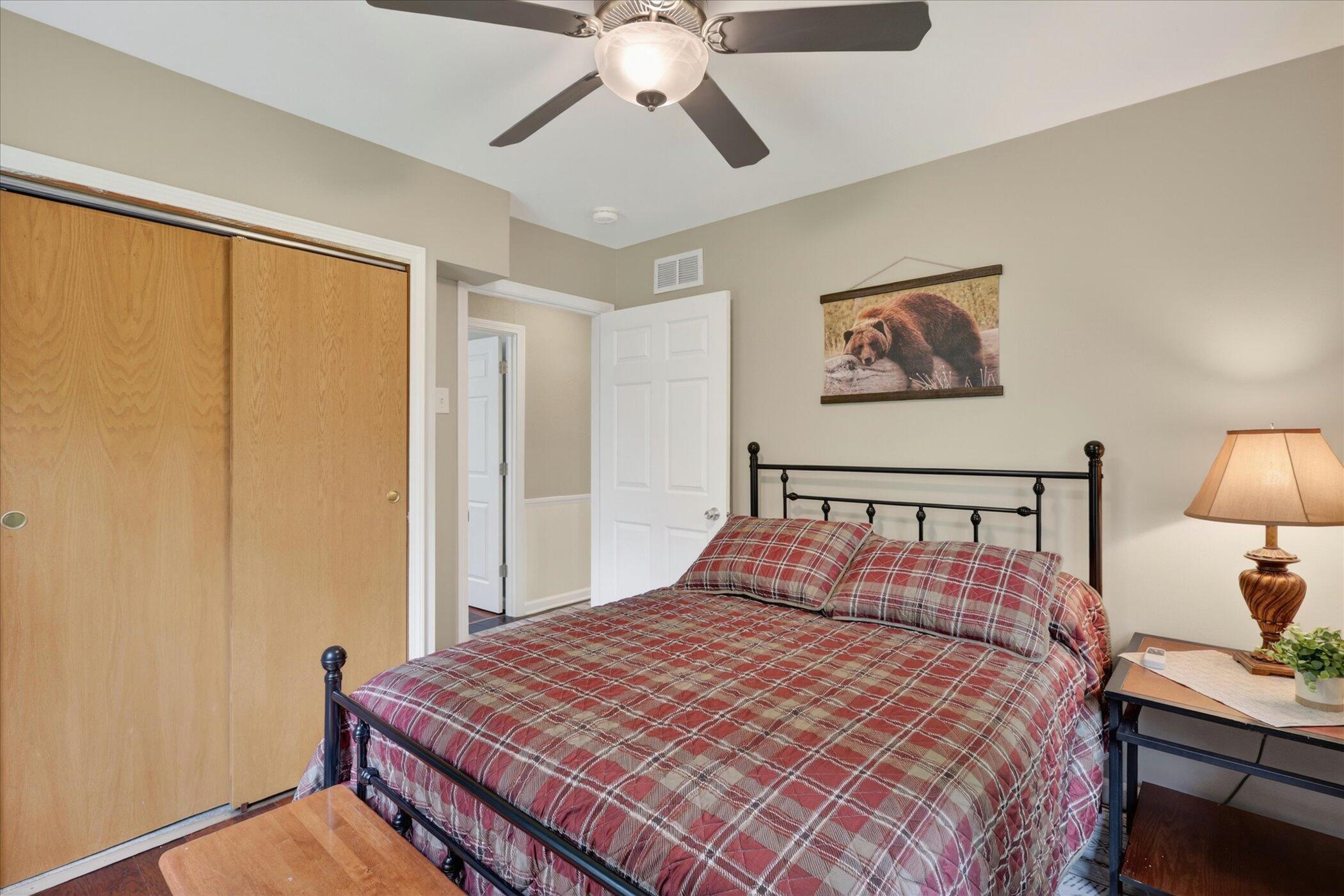 54851 N Pine Road, South Bend, IN 46628; Image #32
