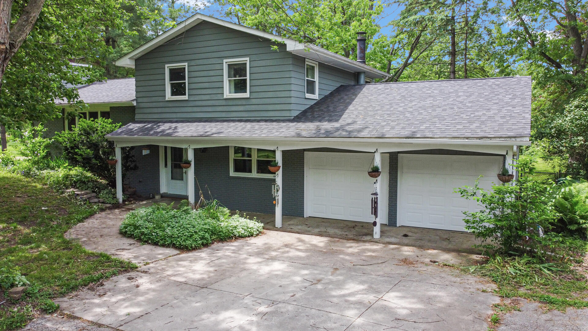 916 N County Line Road, Westville, IN 46391; Image #3