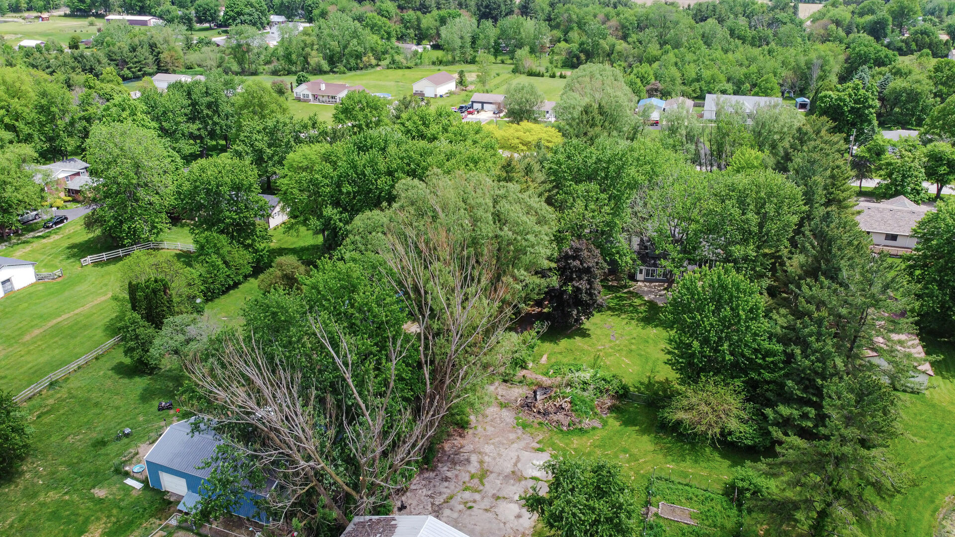 916 N County Line Road, Westville, IN 46391; Image #34