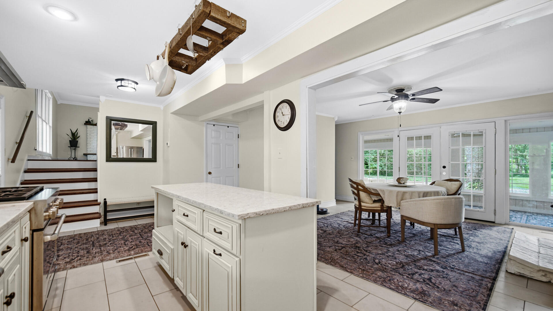 916 N County Line Road, Westville, IN 46391; Image #8