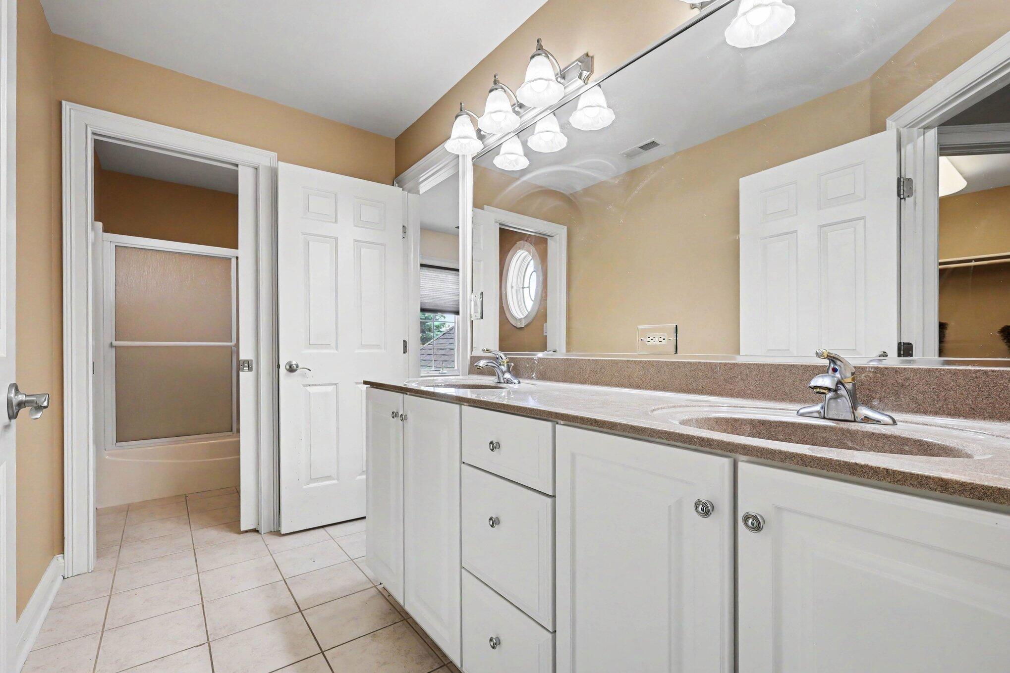 10195 Floyd, Crown Point, IN 46307; Image #10