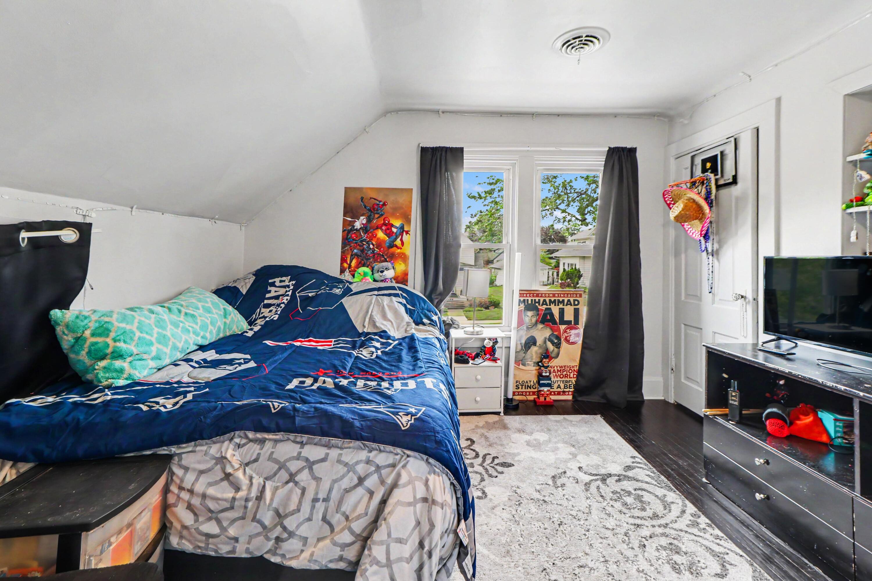 215 G Street, La Porte, IN 46350; Image #18