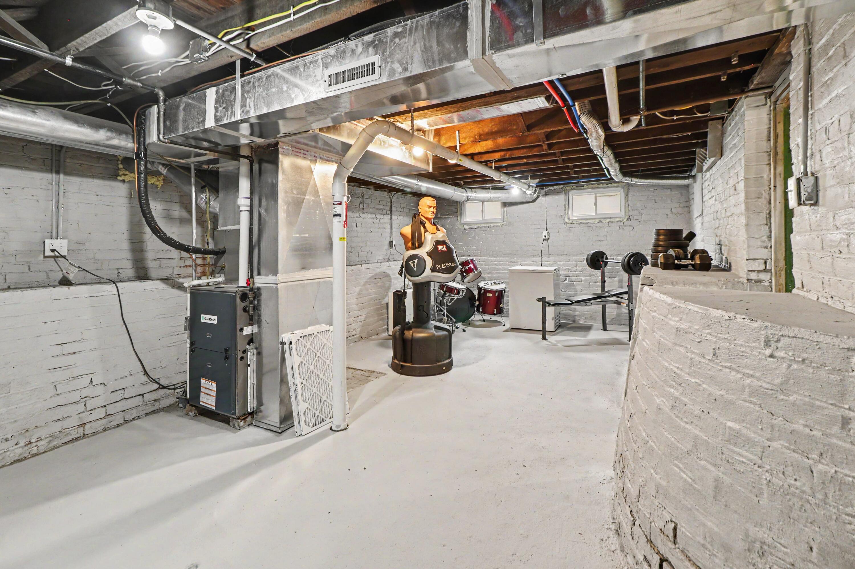 215 G Street, La Porte, IN 46350; Image #20