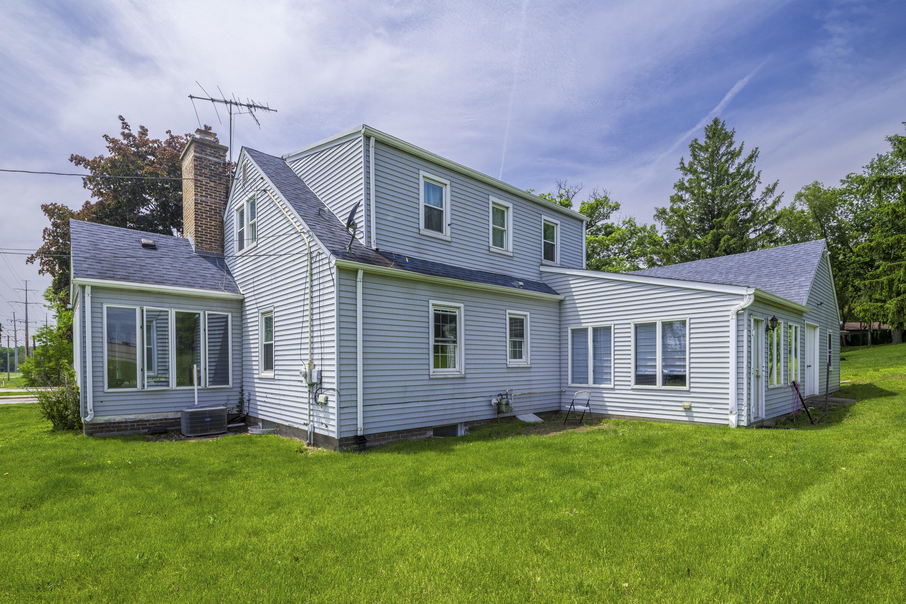 2329 Ridgewood Street, Highland, IN 46322; Image #66