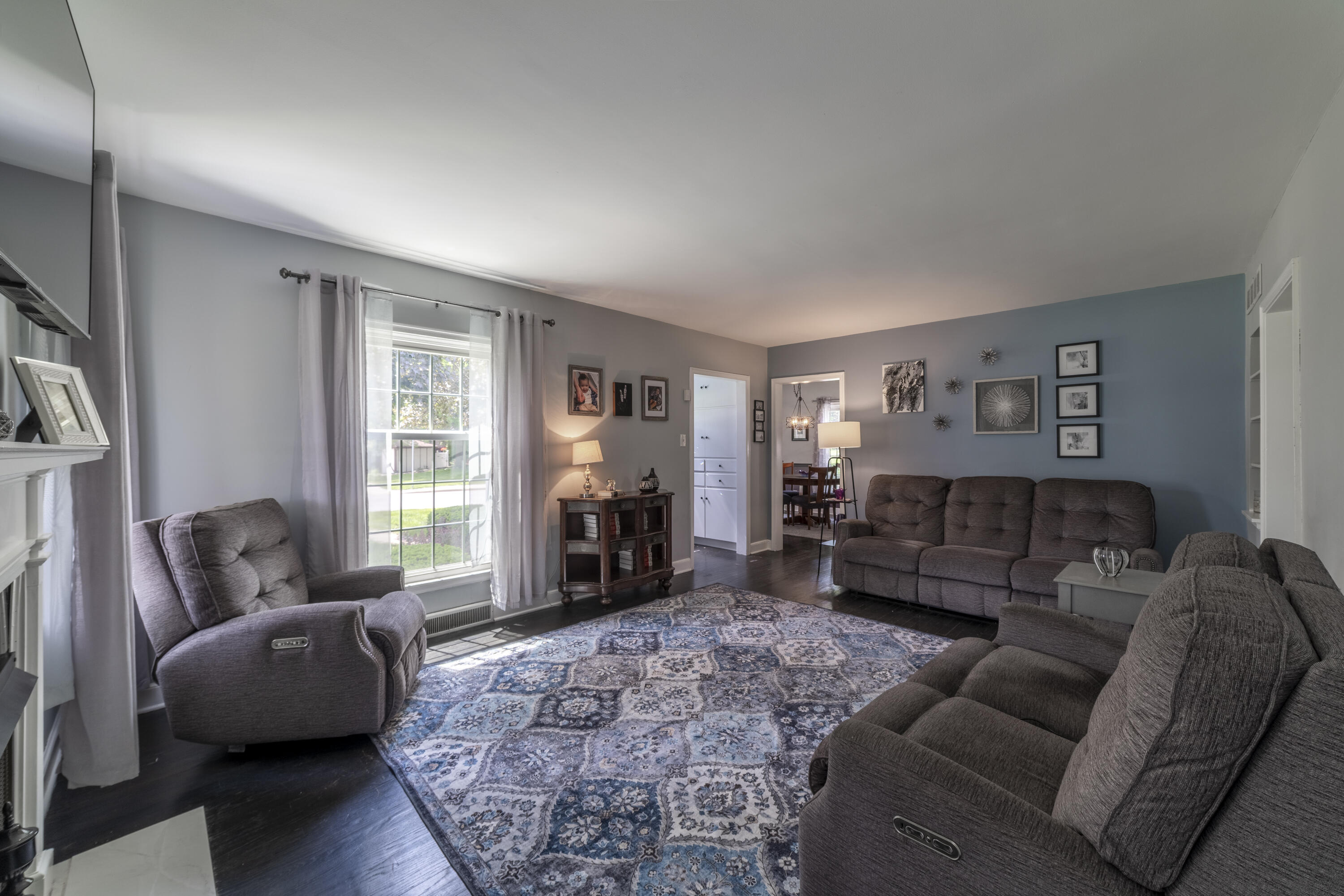 2329 Ridgewood Street, Highland, IN 46322; Image #9