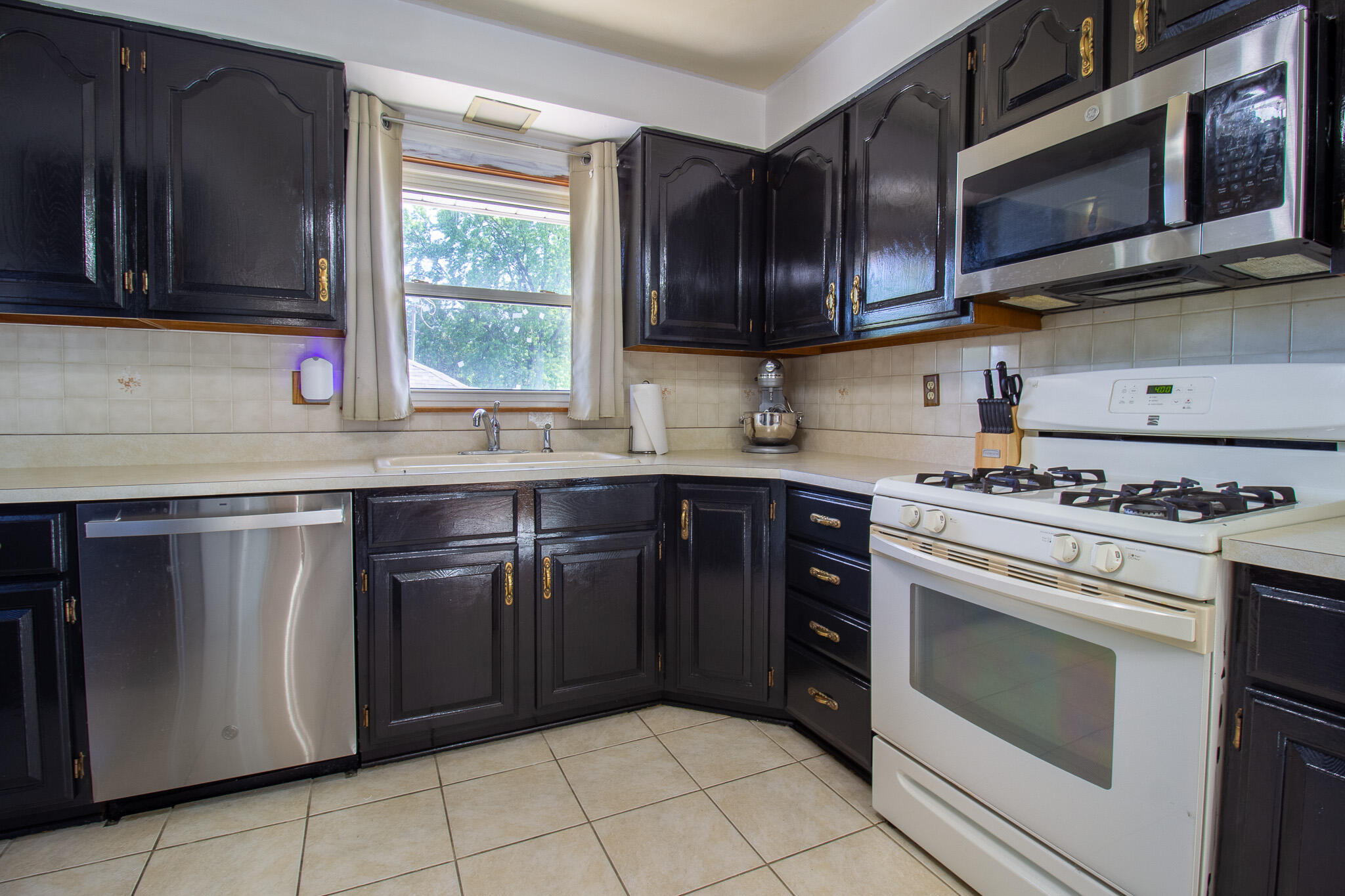 7920 Harrison Avenue, Munster, IN 46321; Image #2