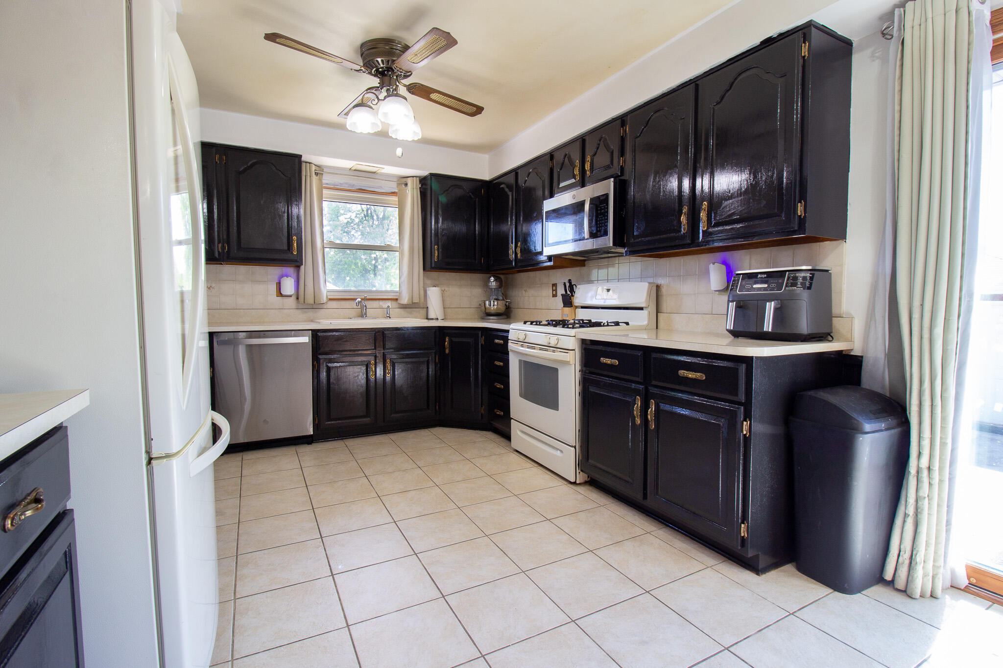 7920 Harrison Avenue, Munster, IN 46321; Image #3