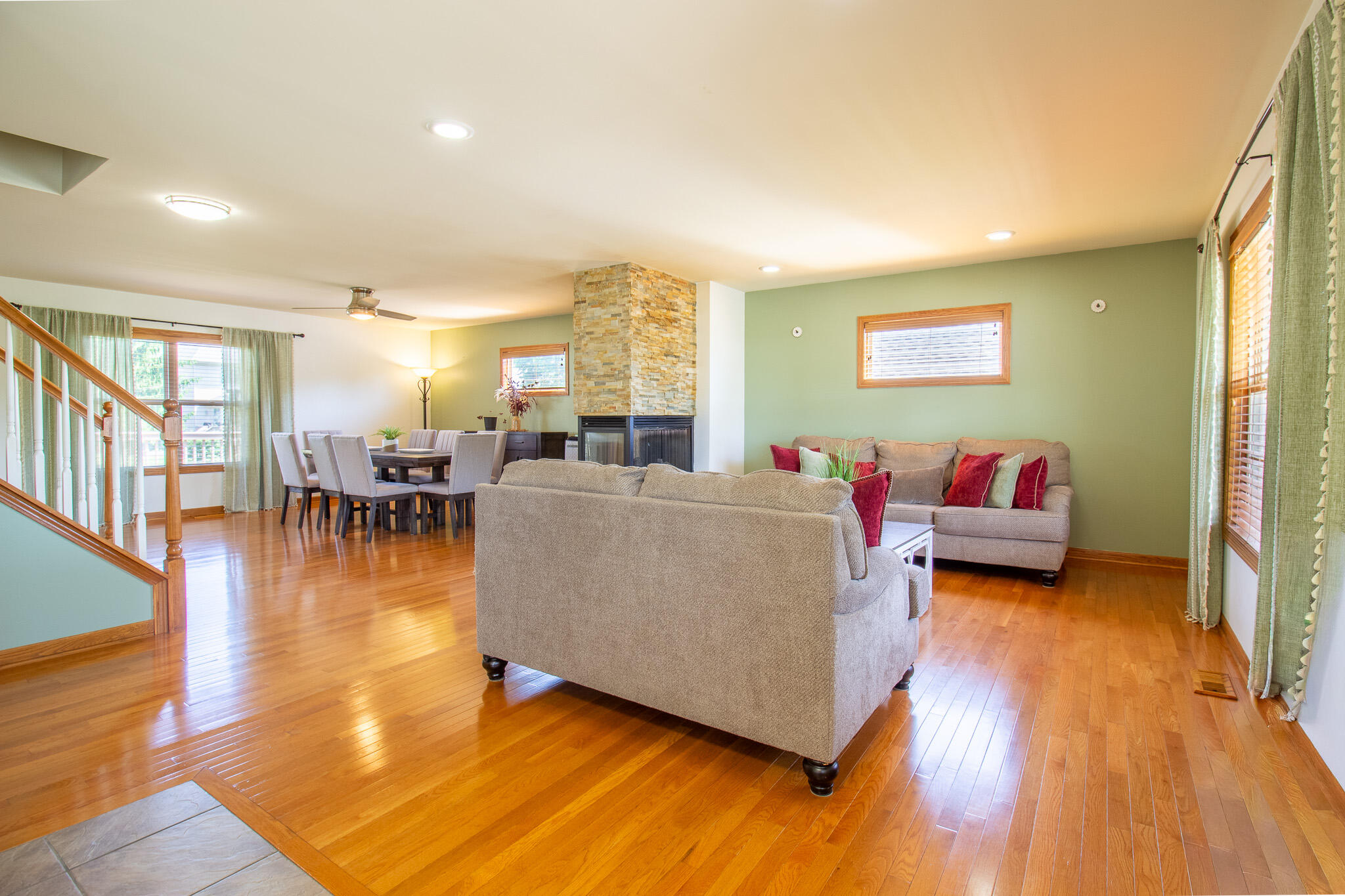 2550 Honelee Court, Valparaiso, IN 46385; Image #5