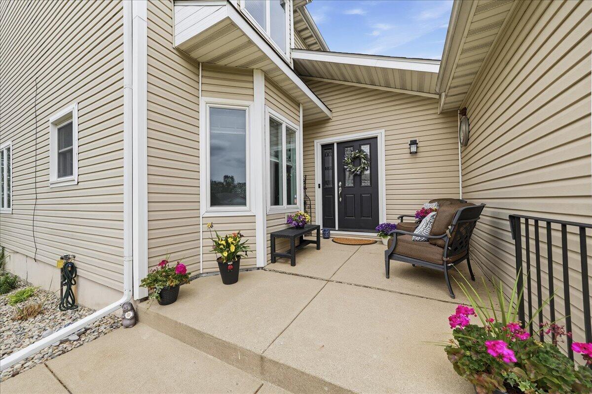 11335 Valley Drive, St. John, IN 46373; Image #3