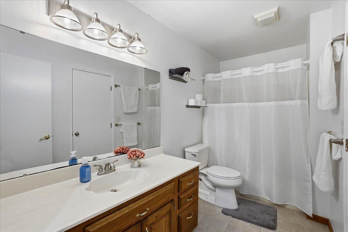 4083 Westover Drive, Crown Point, IN 46307; Image #10