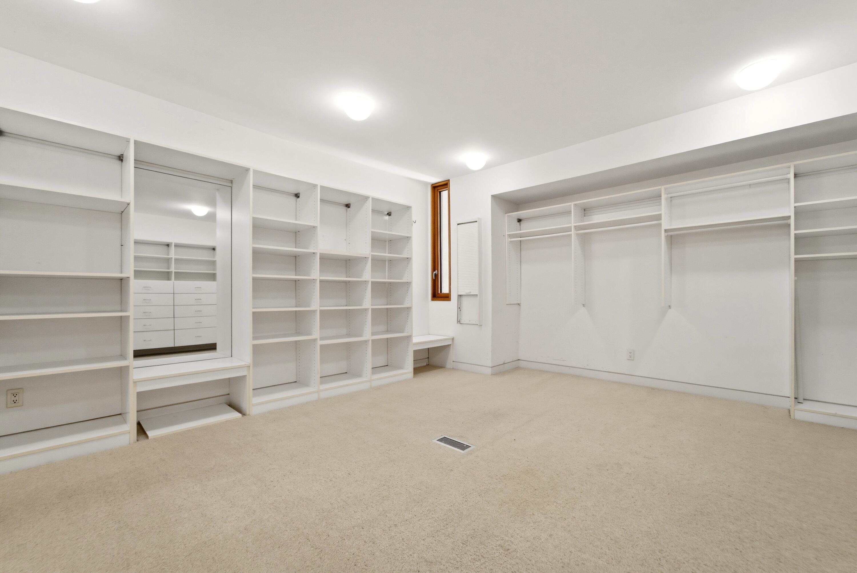 1237 Muirfield Drive, Schererville, IN 46375; Image #31