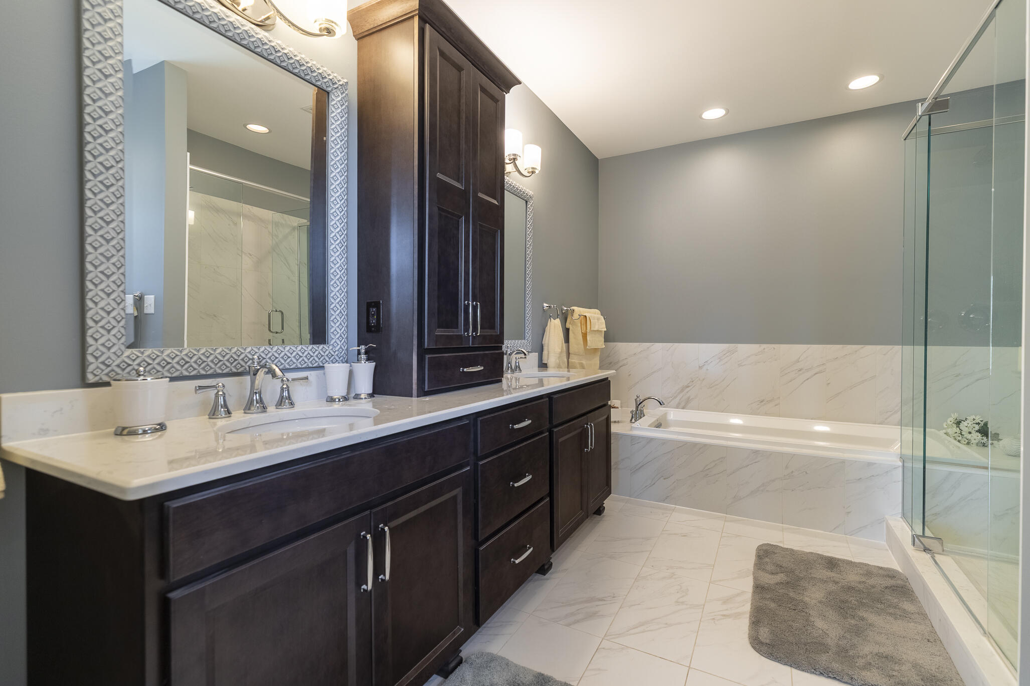 9863 Elle Avenue, St. John, IN 46373; Image #32