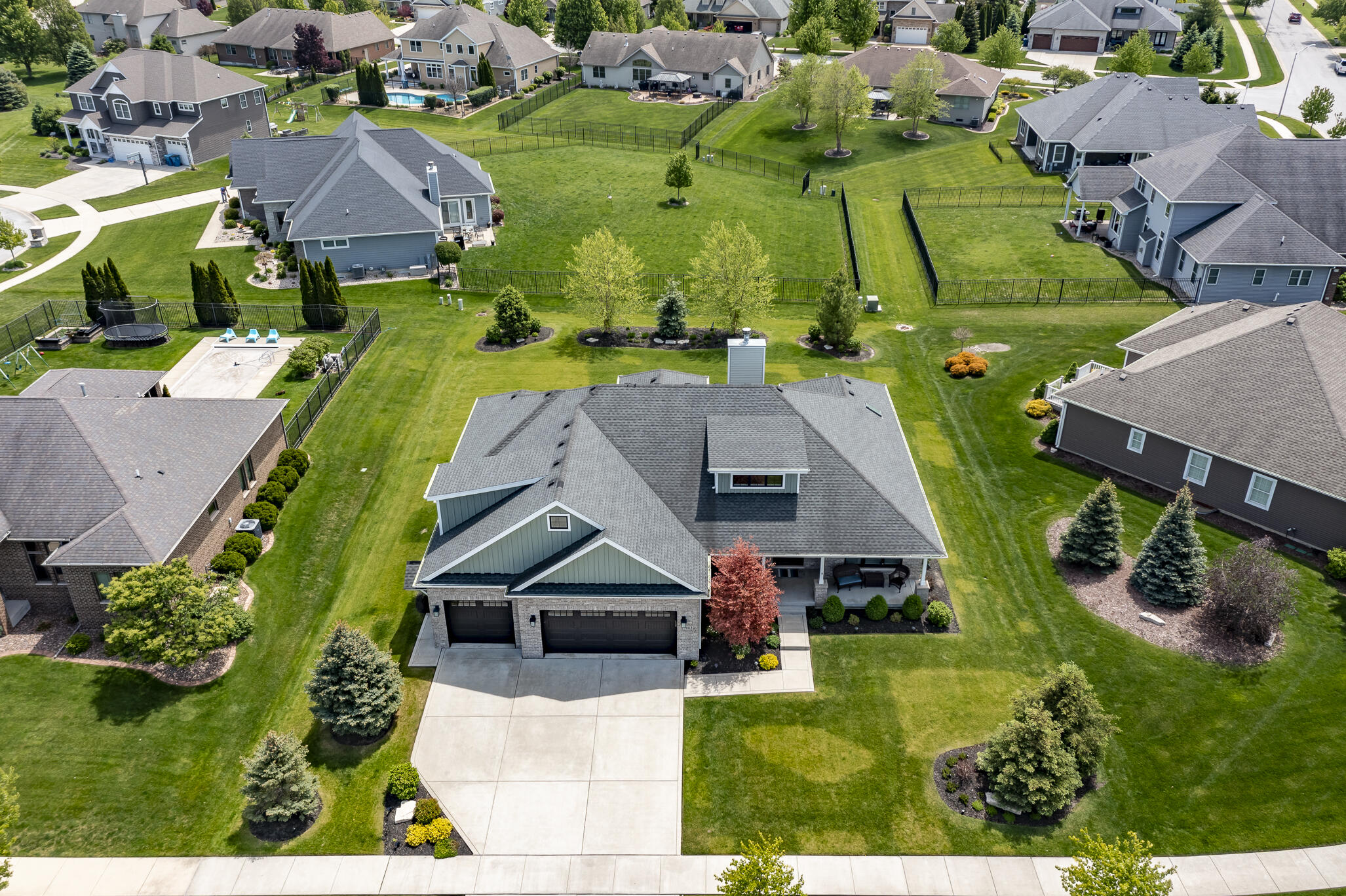 9863 Elle Avenue, St. John, IN 46373; Image #79
