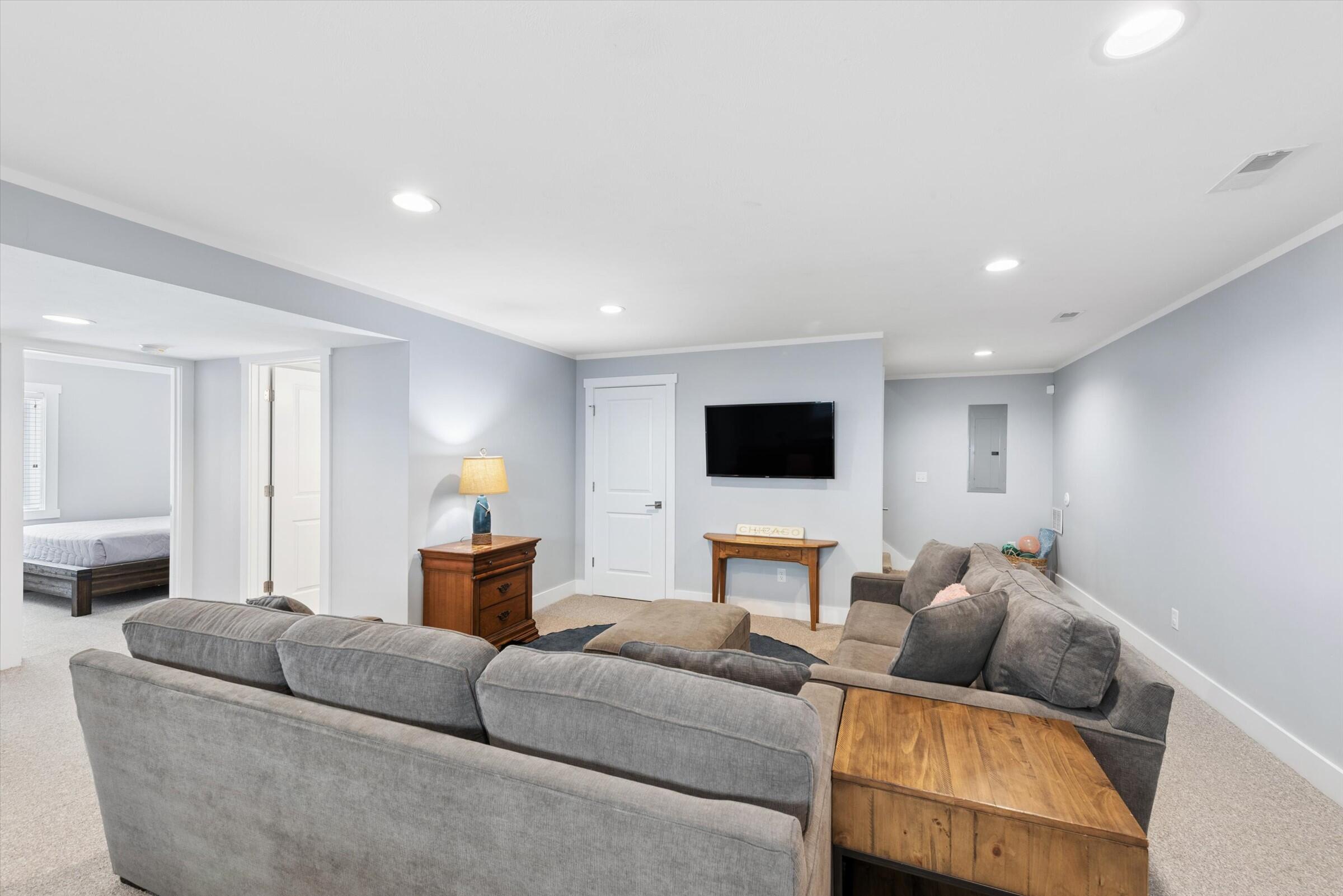 204 Mary Lane, Michigan City, IN 46360; Image #19