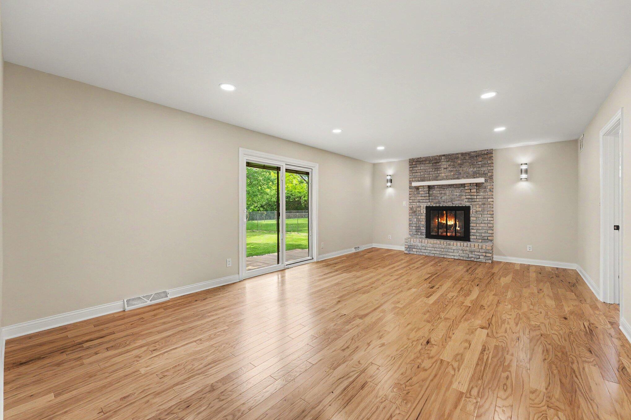 9792 W Oakridge Drive, St. John, IN 46373; Image #8
