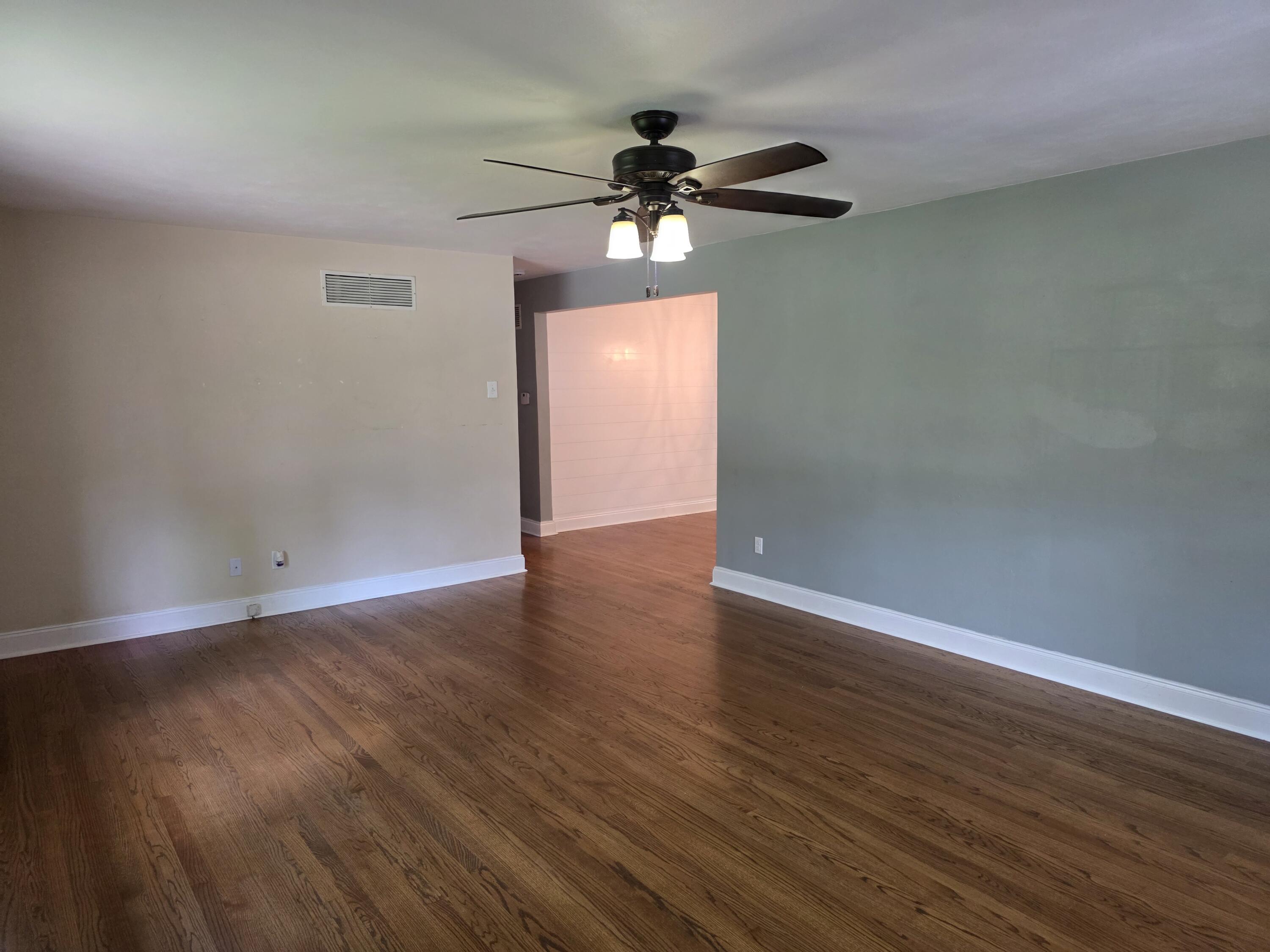 405 Fairview Avenue, Crown Point, IN 46307; Image #7