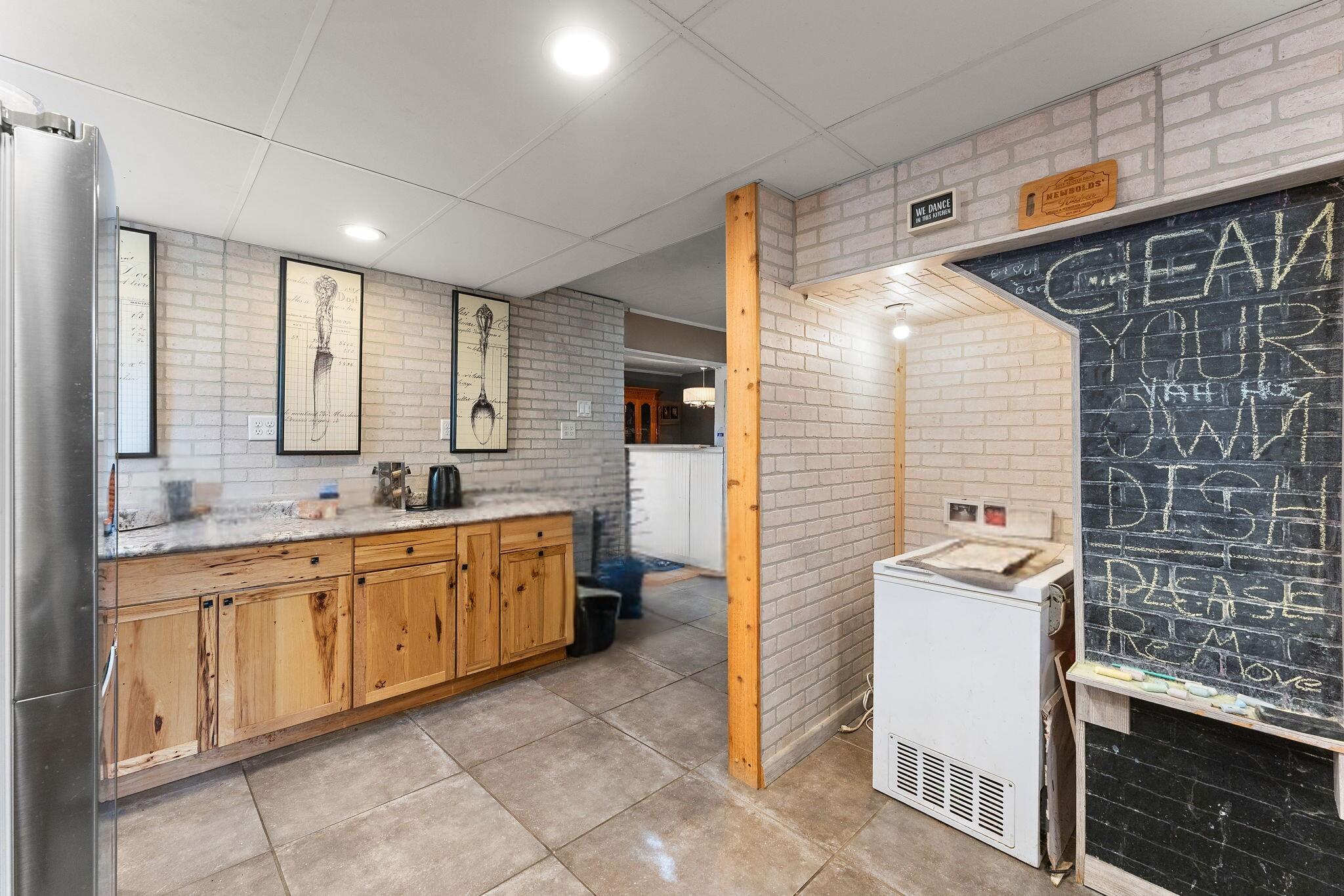 1330 Orchid Street SE, DeMotte, IN 46310; Image #5