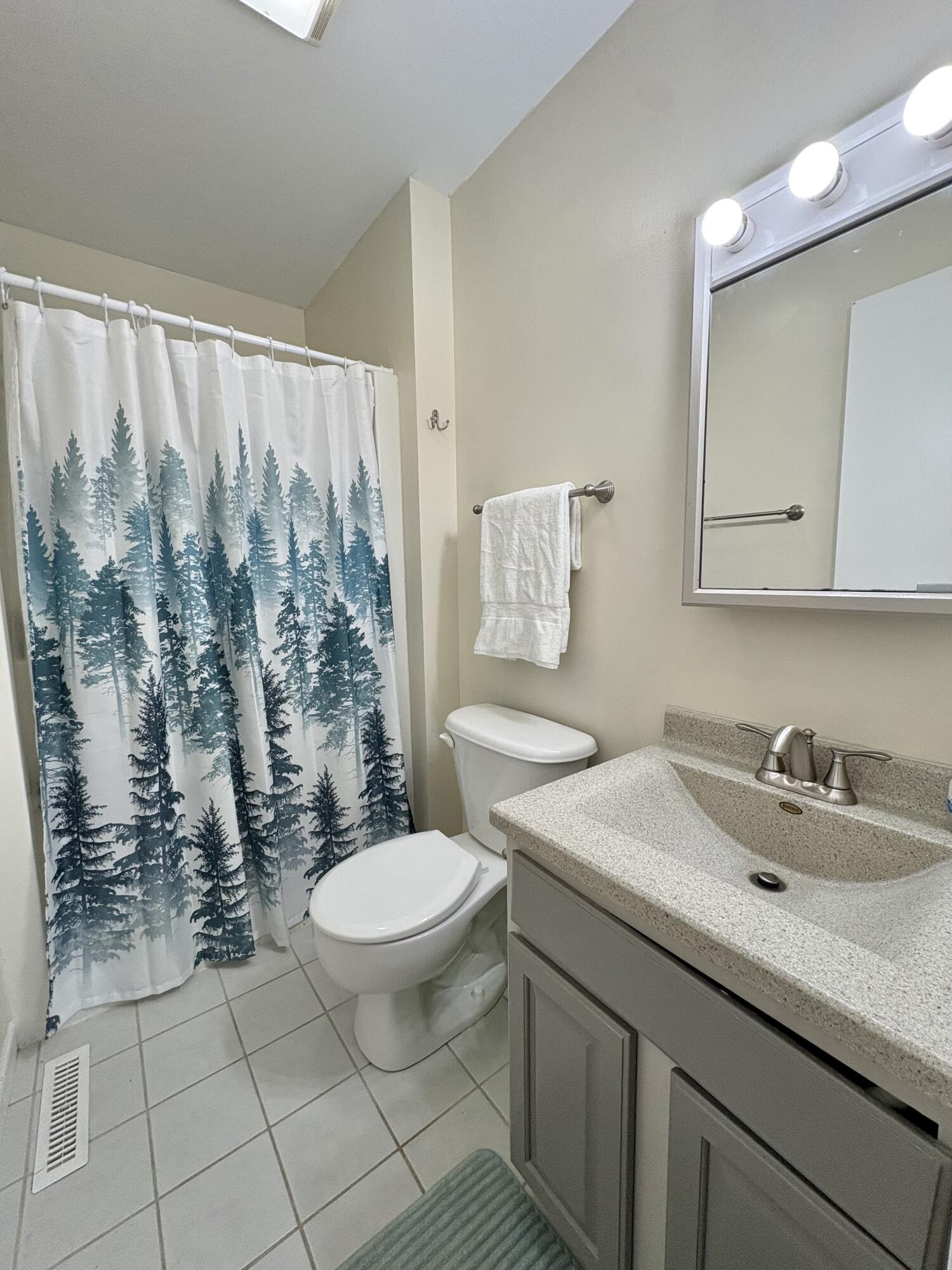 6713 Silver Cloud Drive, Portage, IN 46368; Image #13