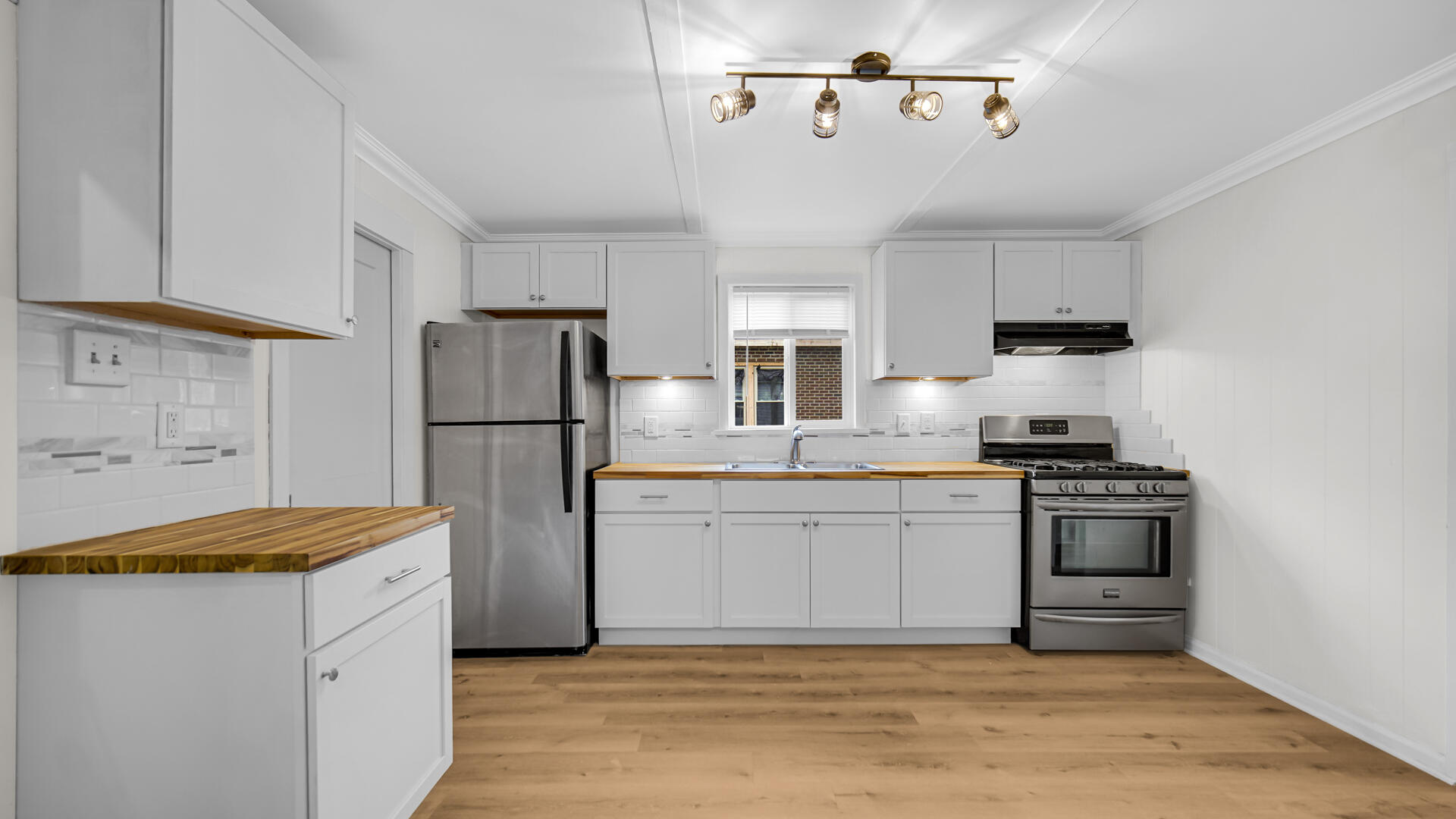 3731 Madison Street, Gary, IN 46408; Image #4