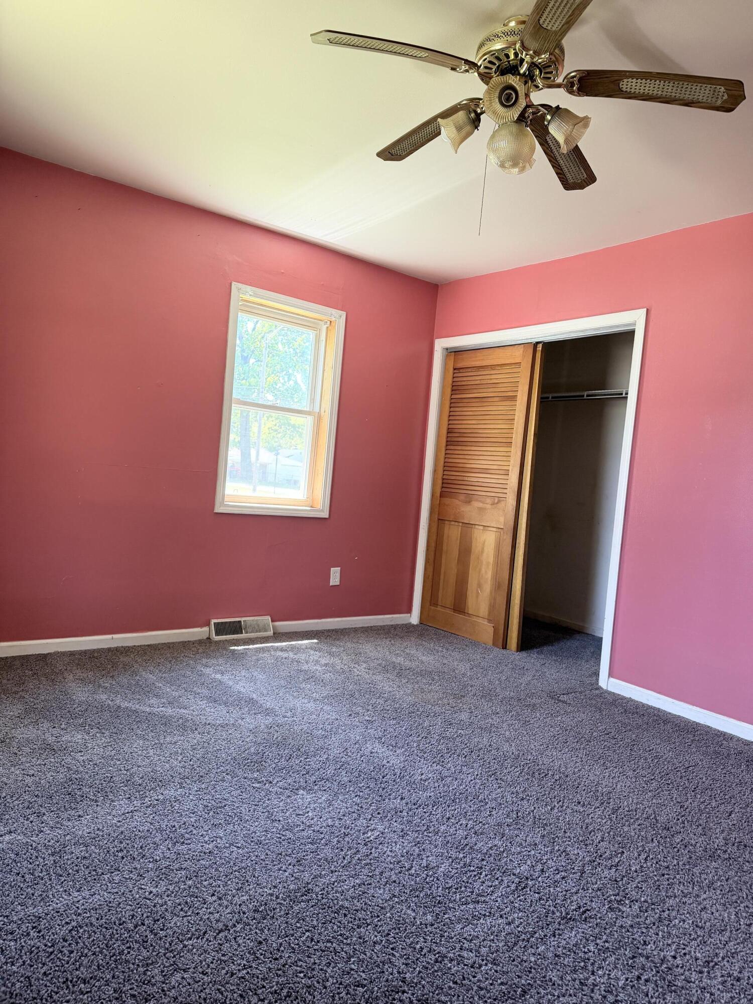 2880 Oklahoma Street, Lake Station, IN 46405; Image #17