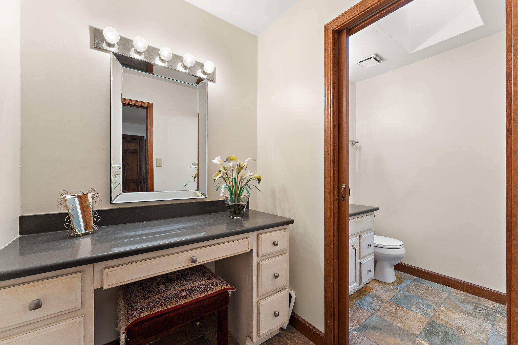 249 W 700 N, Valparaiso, IN 46385; Image #22