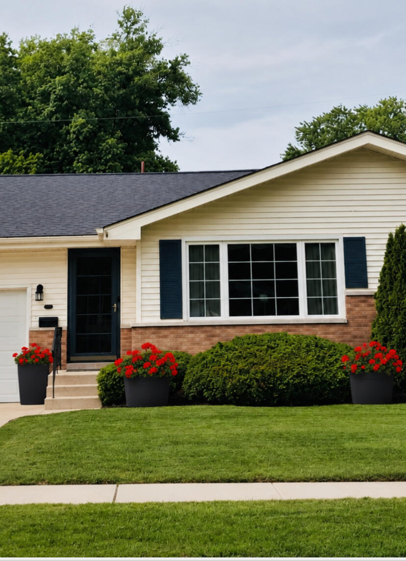 118 Minter Drive, Griffith, IN 46319; Image #2