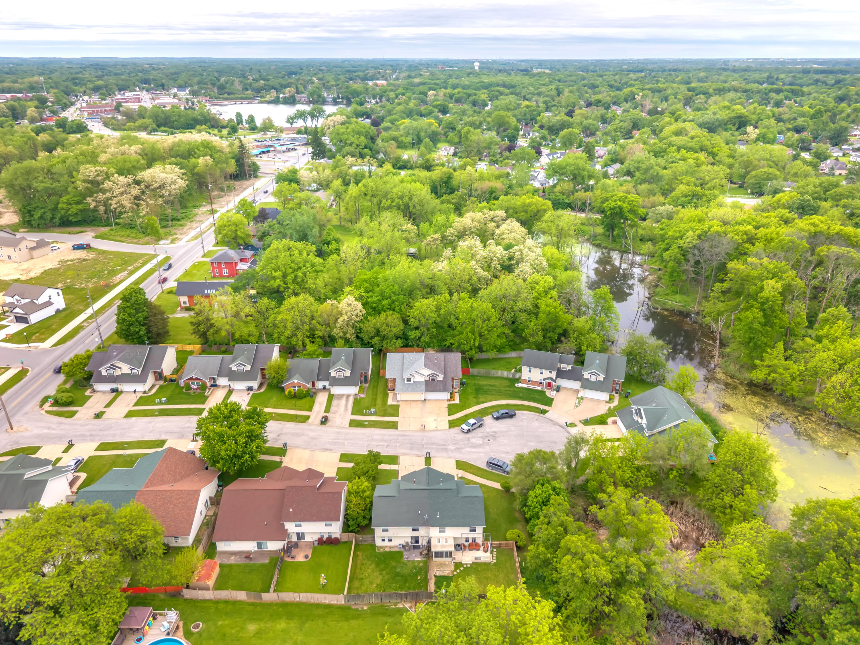 80 Lukes Court, Hobart, IN 46342; Image #20