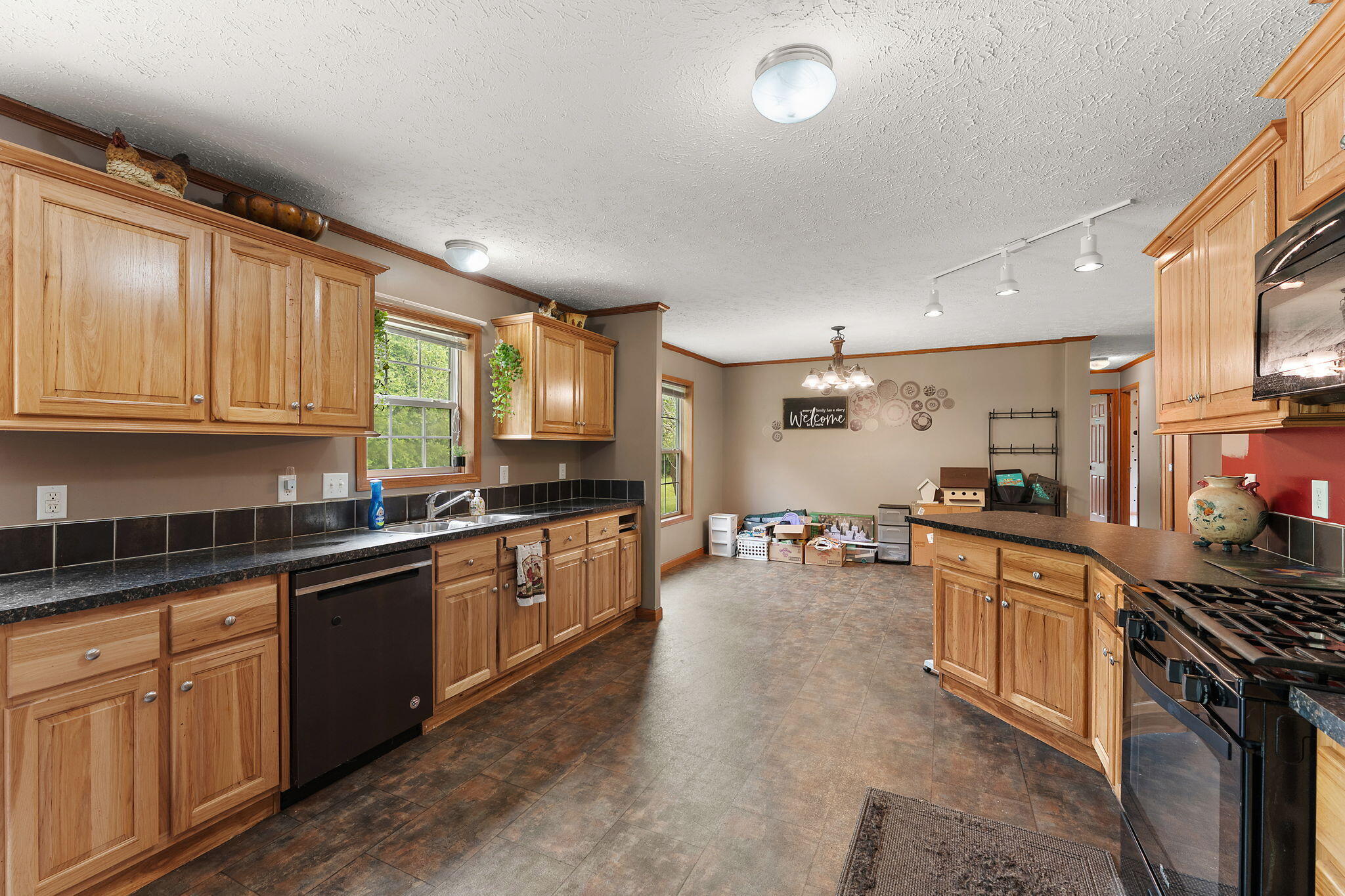 2028 E 925 N, Wheatfield, IN 46392; Image #11