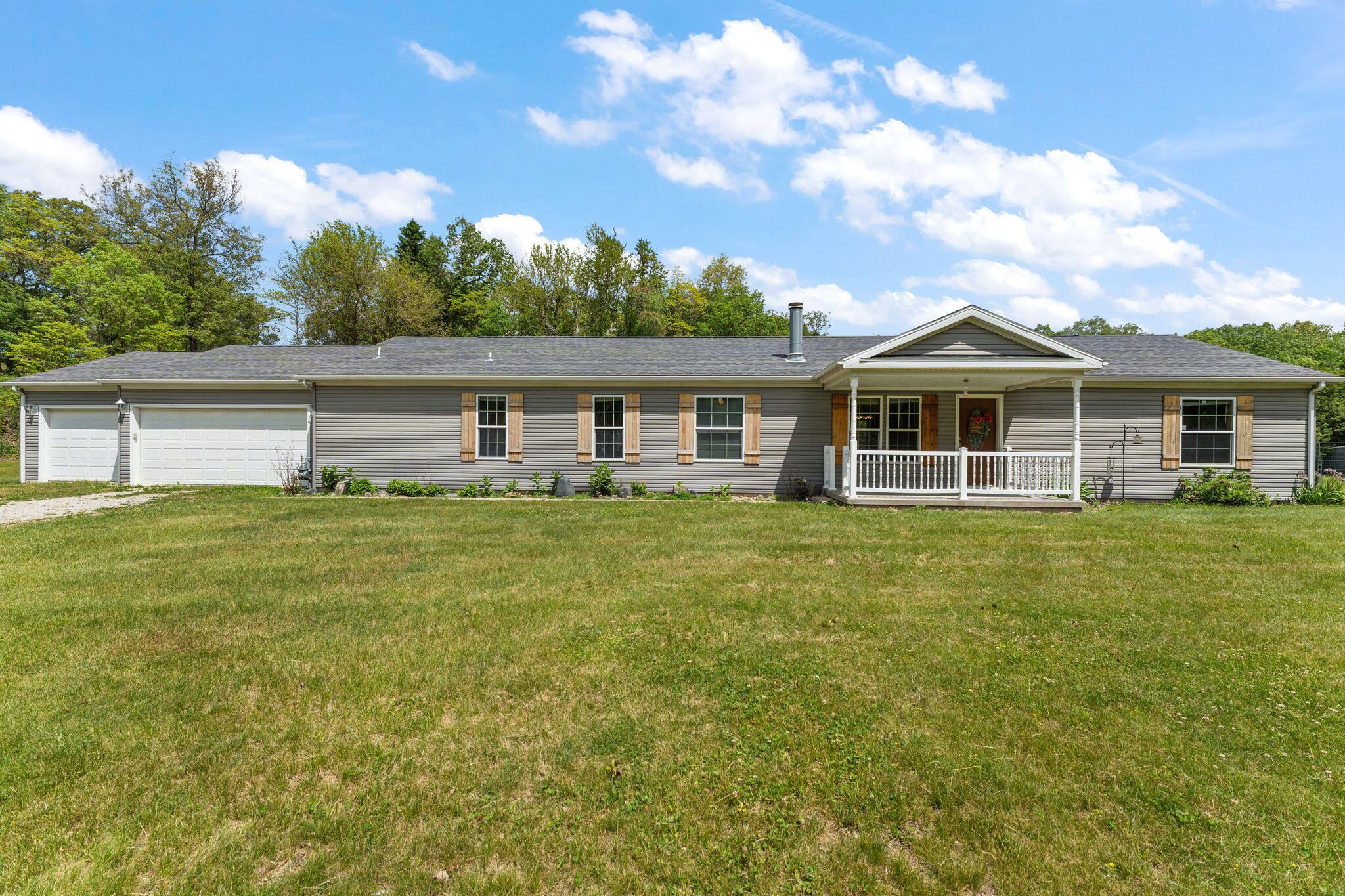 2028 E 925 N, Wheatfield, IN 46392; Image #2