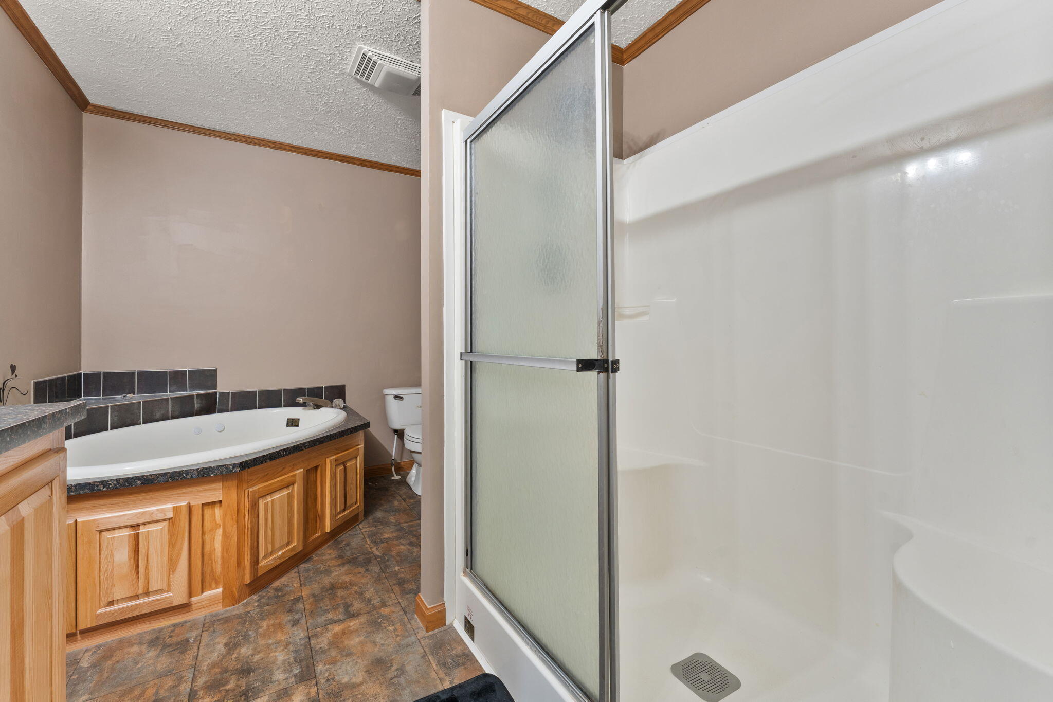 2028 E 925 N, Wheatfield, IN 46392; Image #21