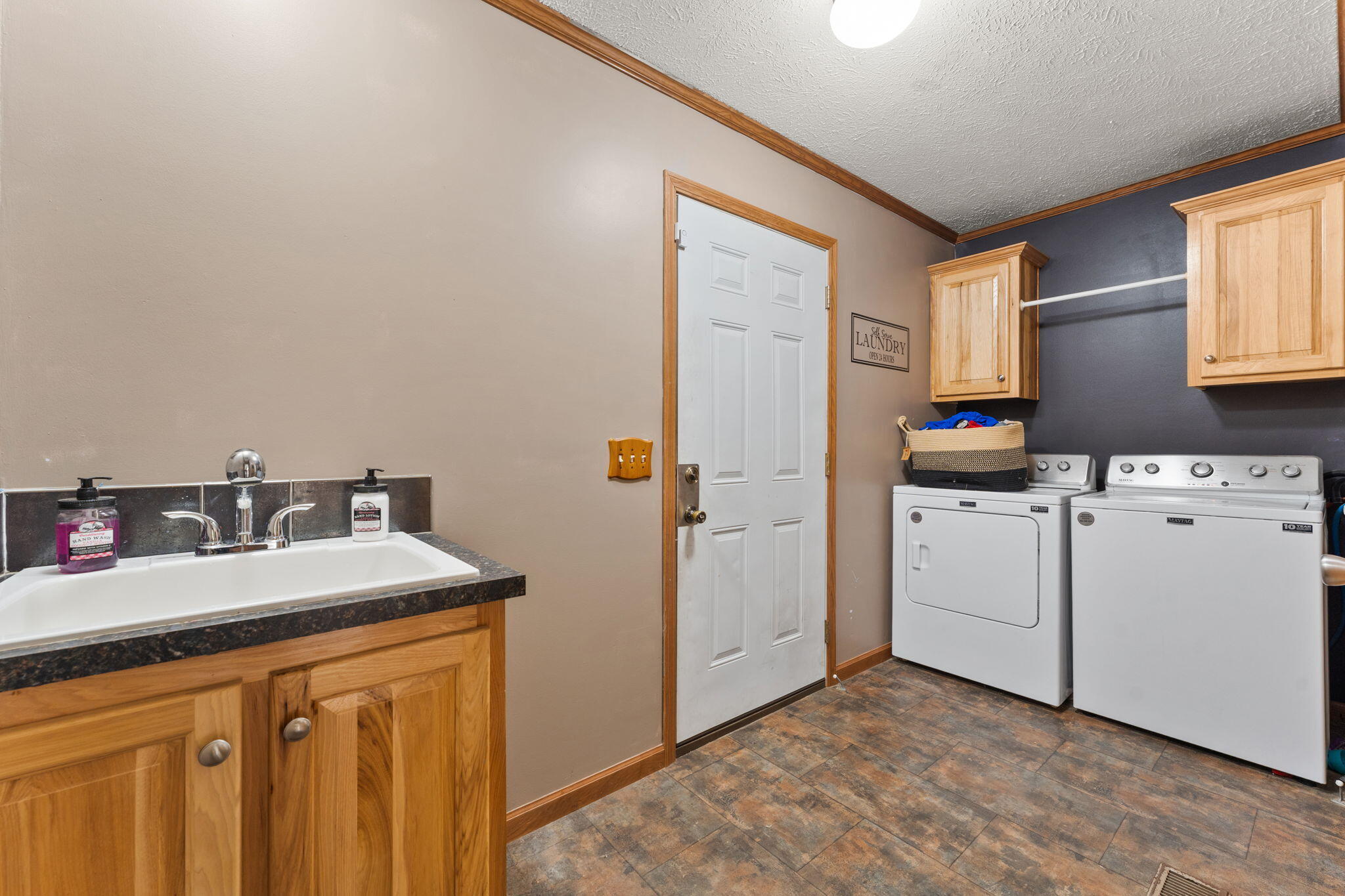 2028 E 925 N, Wheatfield, IN 46392; Image #23