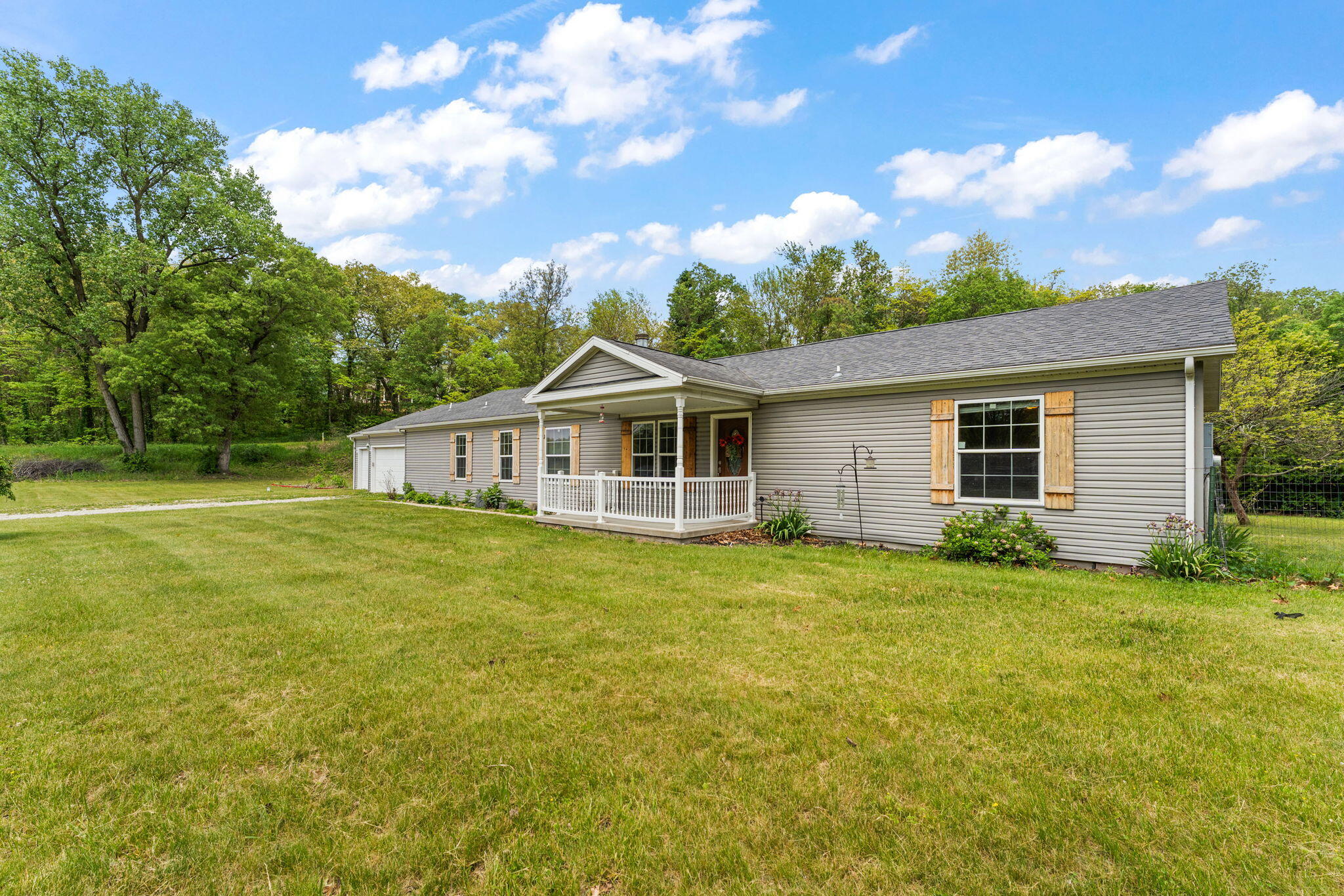 2028 E 925 N, Wheatfield, IN 46392; Image #36