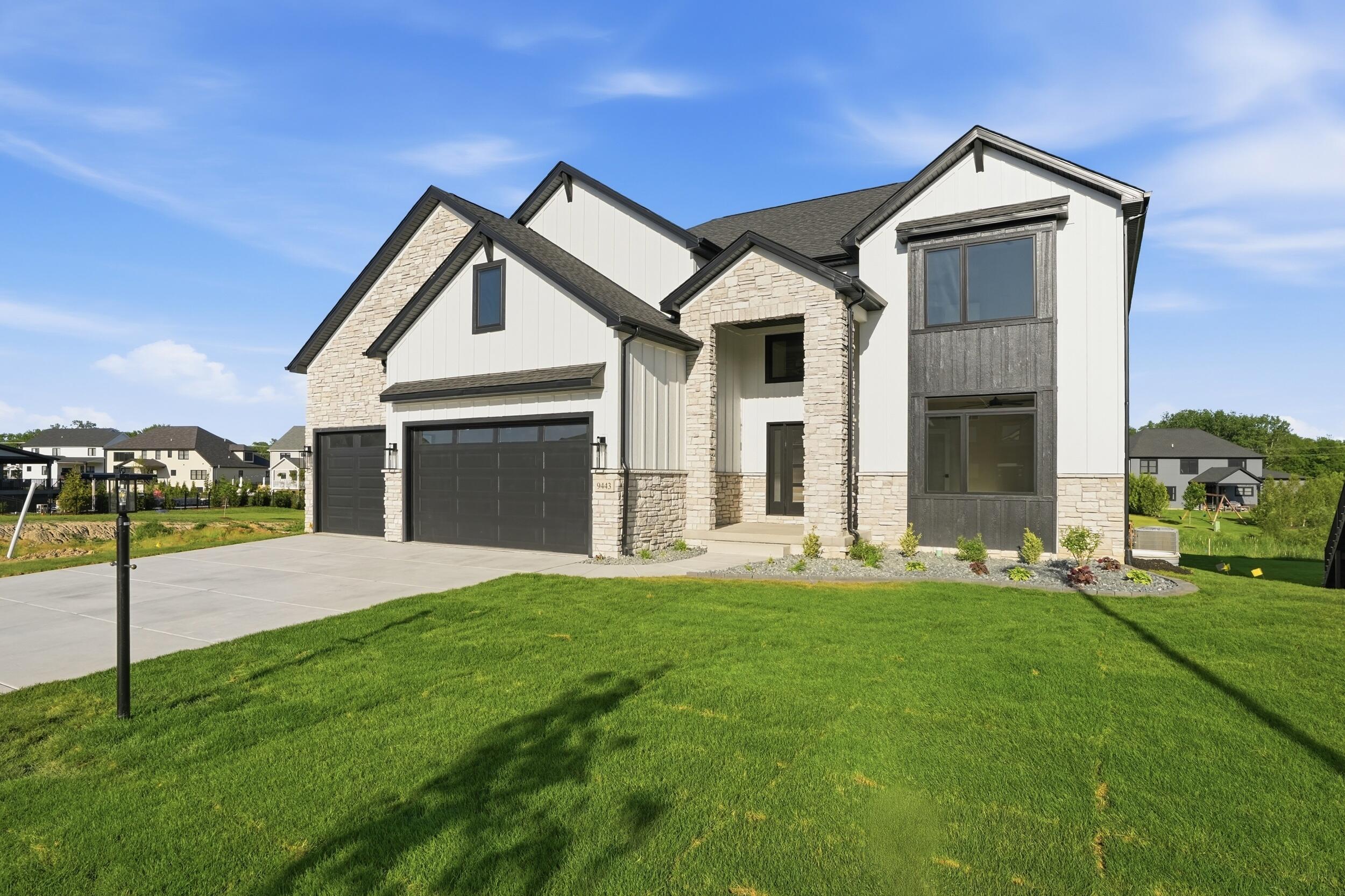 9443 Tall Grass Trail, St. John, IN 46373; Image #3