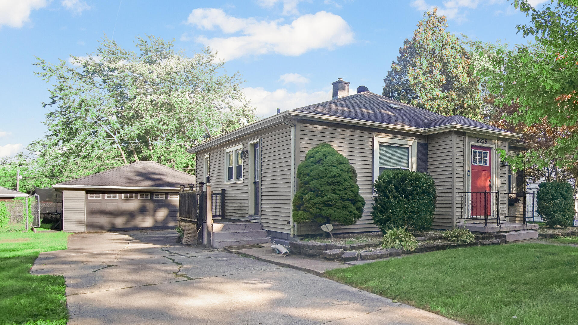 8235 Ellsworth Court, Merrillville, IN 46410; Image #2