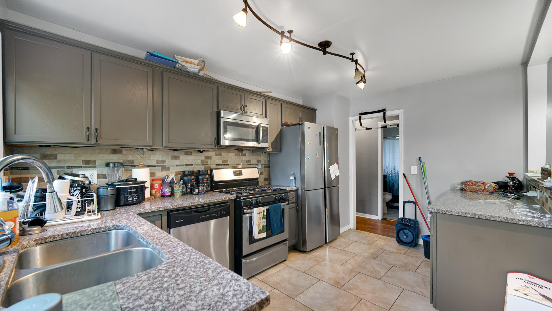 8235 Ellsworth Court, Merrillville, IN 46410; Image #8