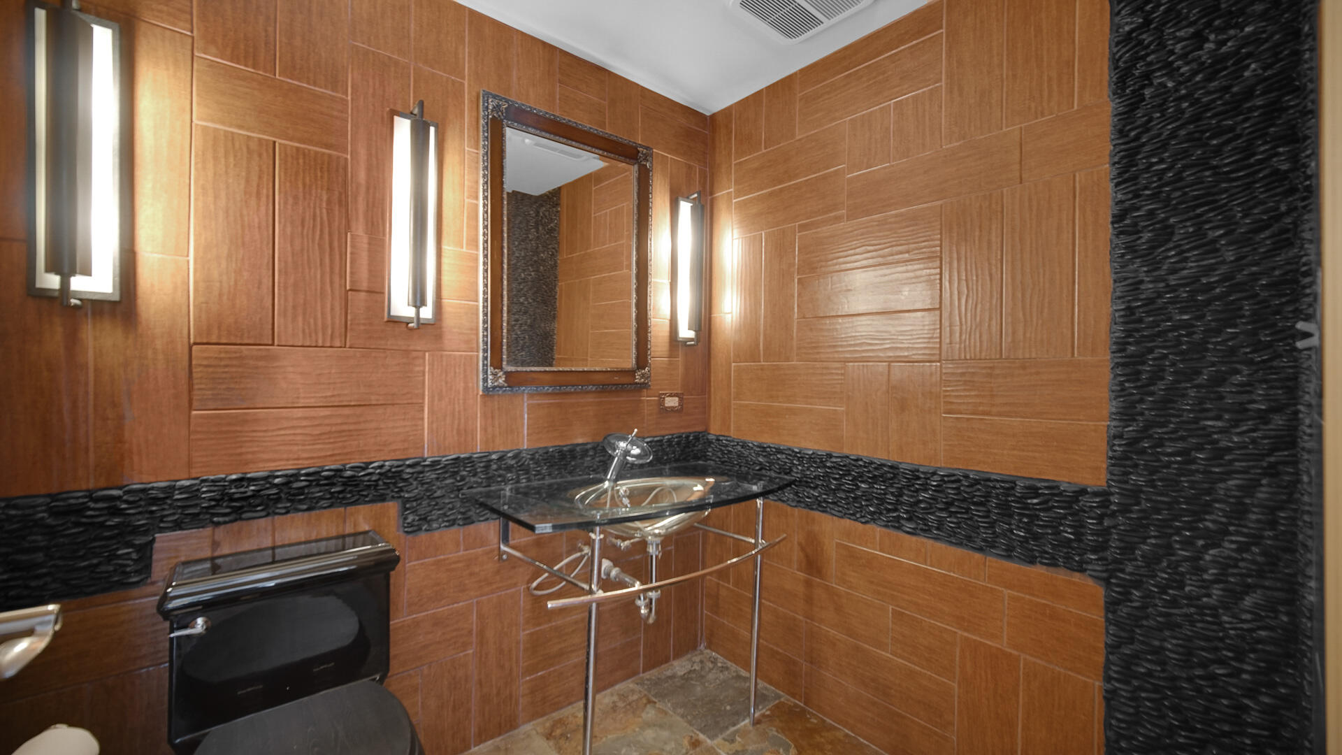 8432 Greenwood Avenue, Munster, IN 46321; Image #19