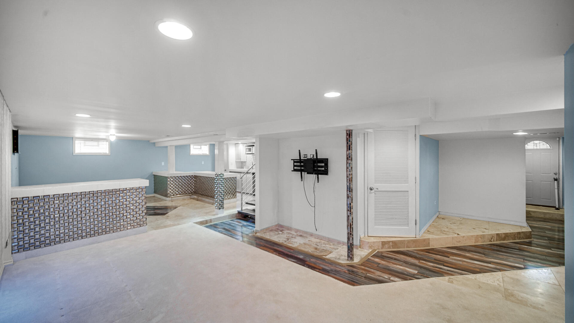 8432 Greenwood Avenue, Munster, IN 46321; Image #24
