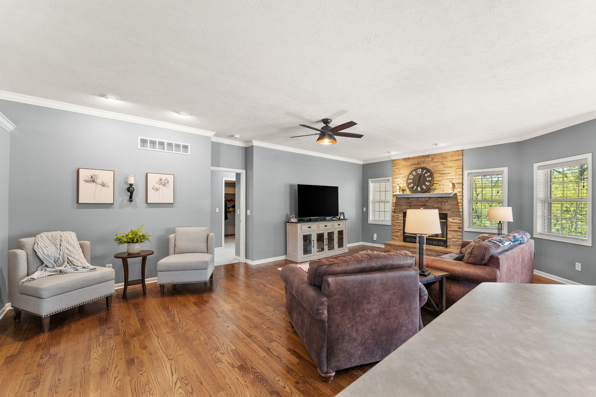 889 Clearwater Cove W, Crown Point, IN 46307; Image #10