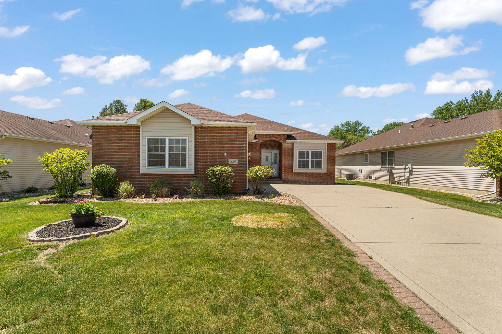 889 Clearwater Cove W, Crown Point, IN 46307; Image #3