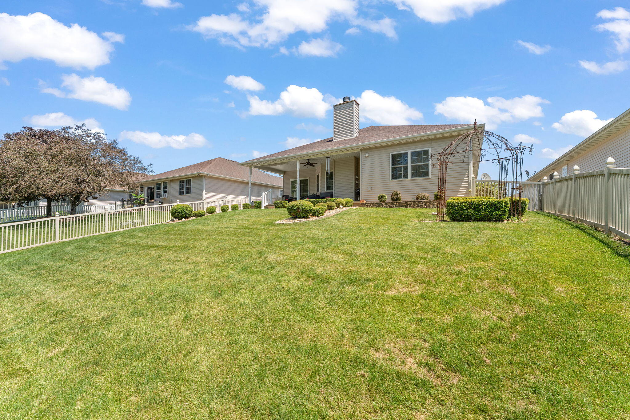 889 Clearwater Cove W, Crown Point, IN 46307; Image #30