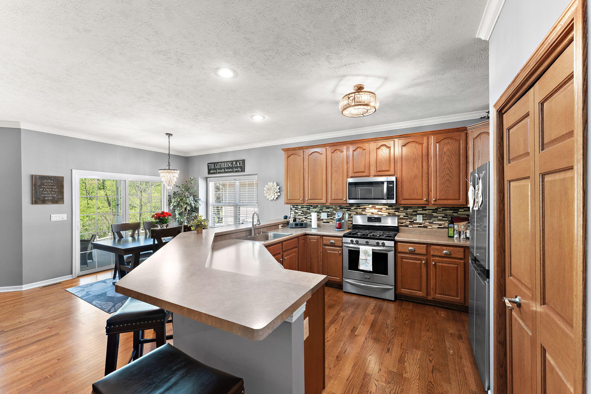 889 Clearwater Cove W, Crown Point, IN 46307; Image #7