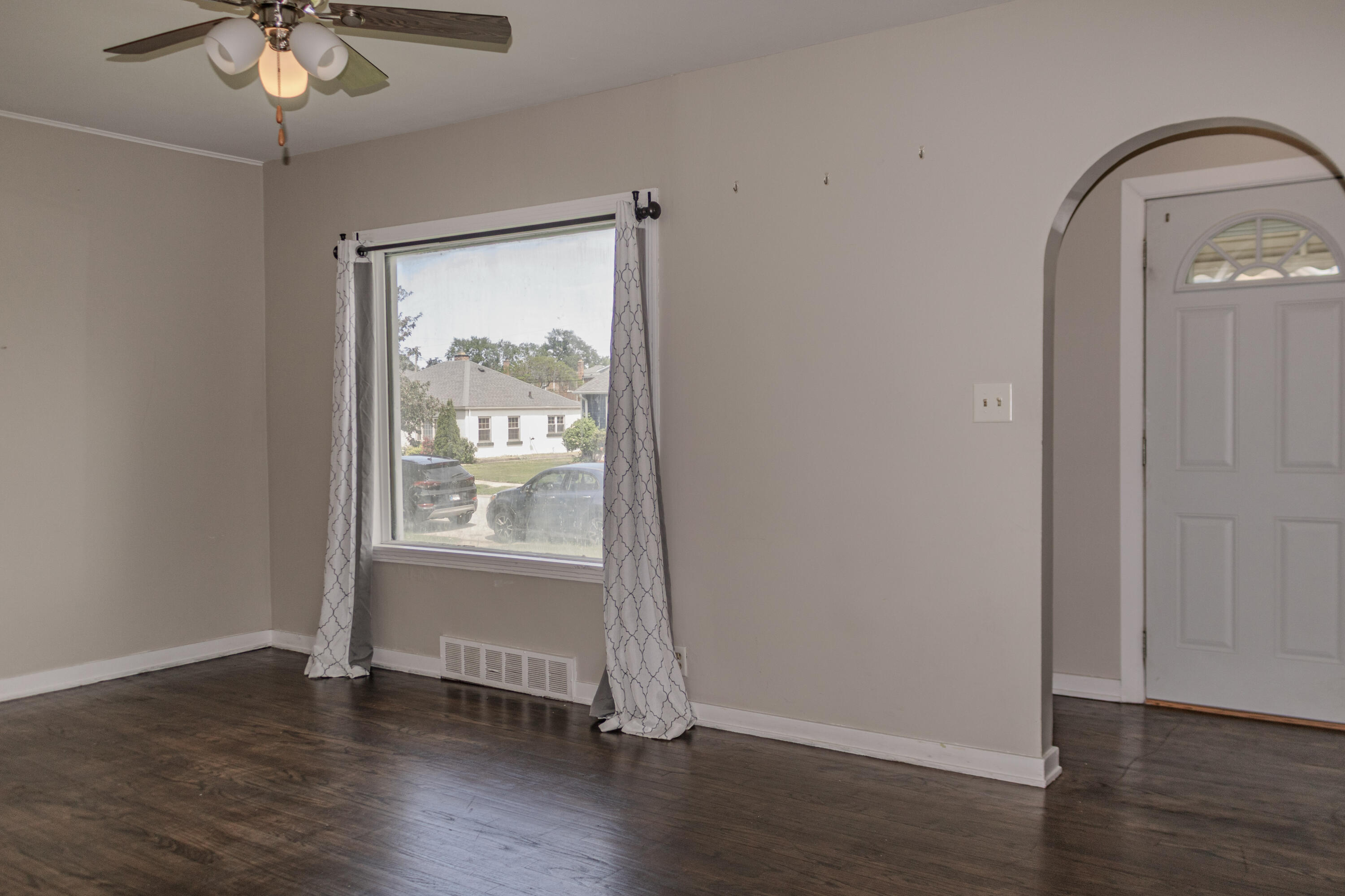 3940 Towle Avenue, Hammond, IN 46327; Image #3