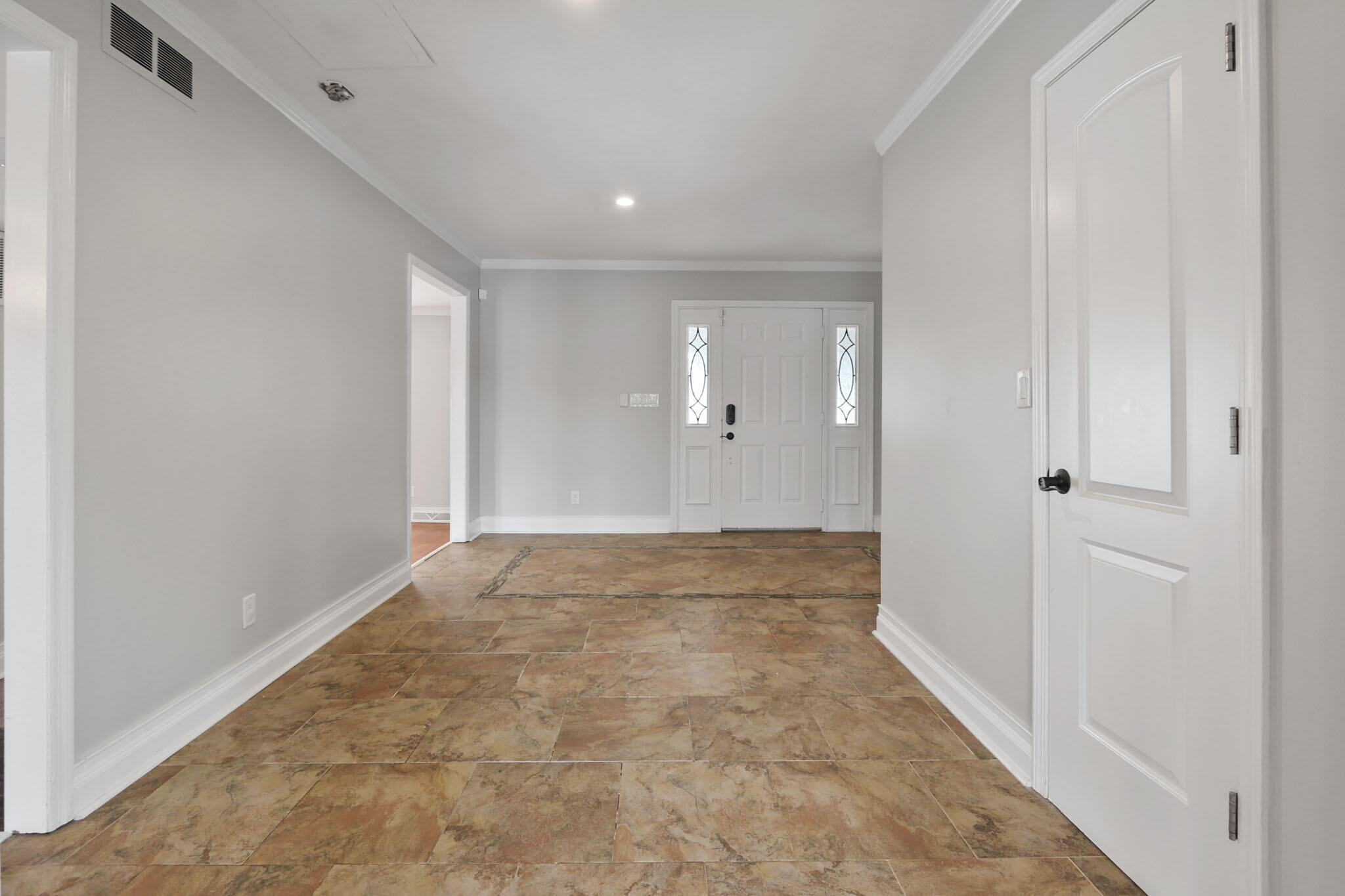 366 Devon Court, Valparaiso, IN 46385; Image #13