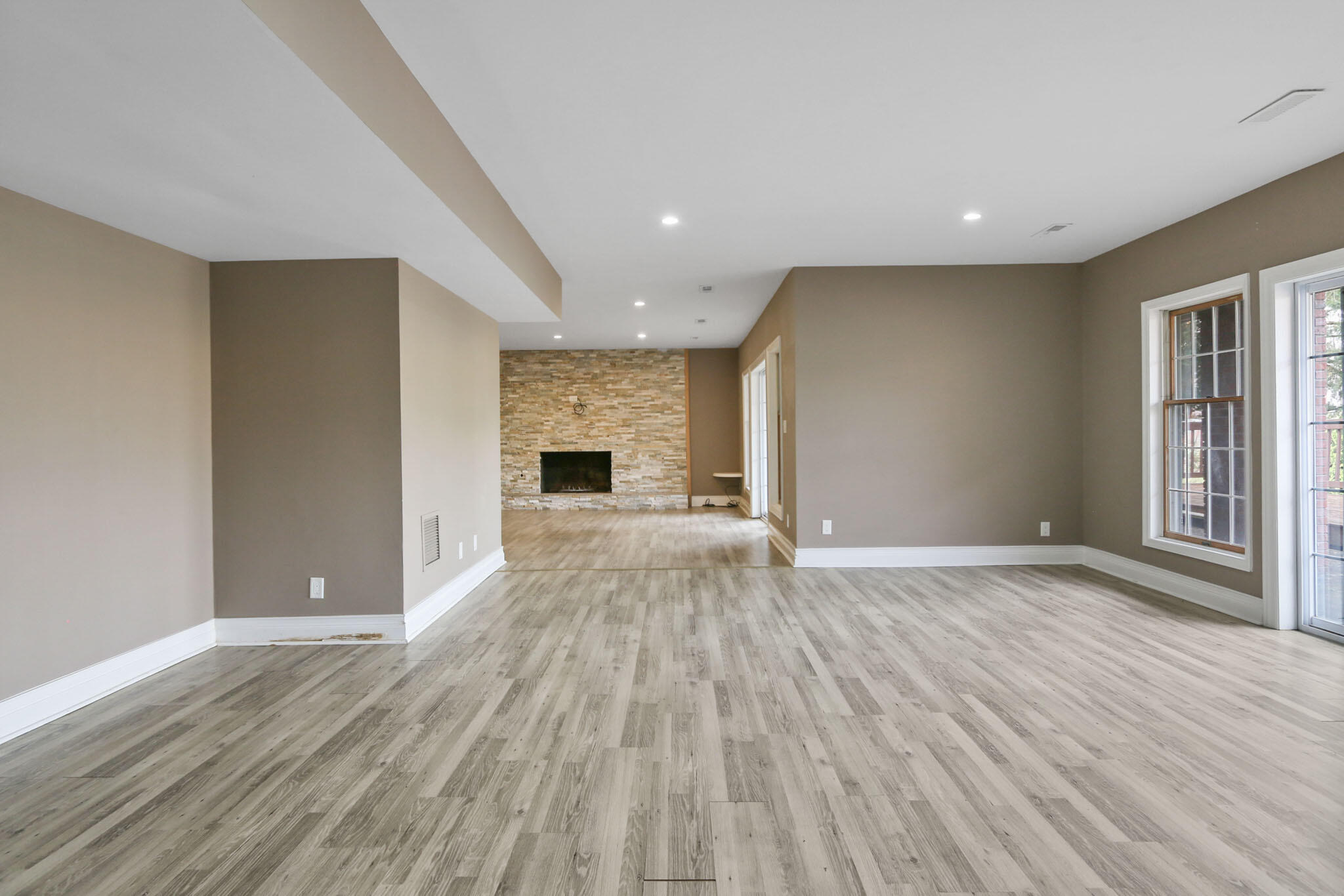 366 Devon Court, Valparaiso, IN 46385; Image #40